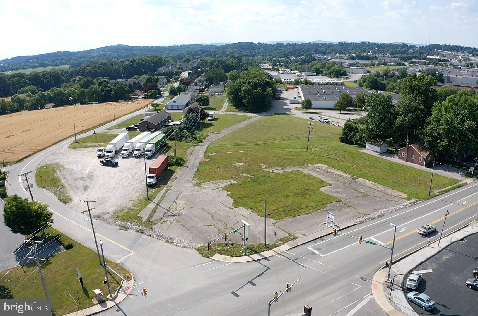 YORK TWP - Commercial Sale