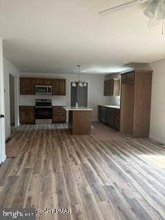 MOUNT POCAHONTAS - Residential
