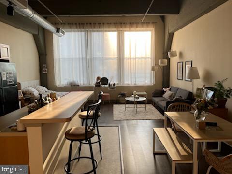 SPRING GARDEN - Residential