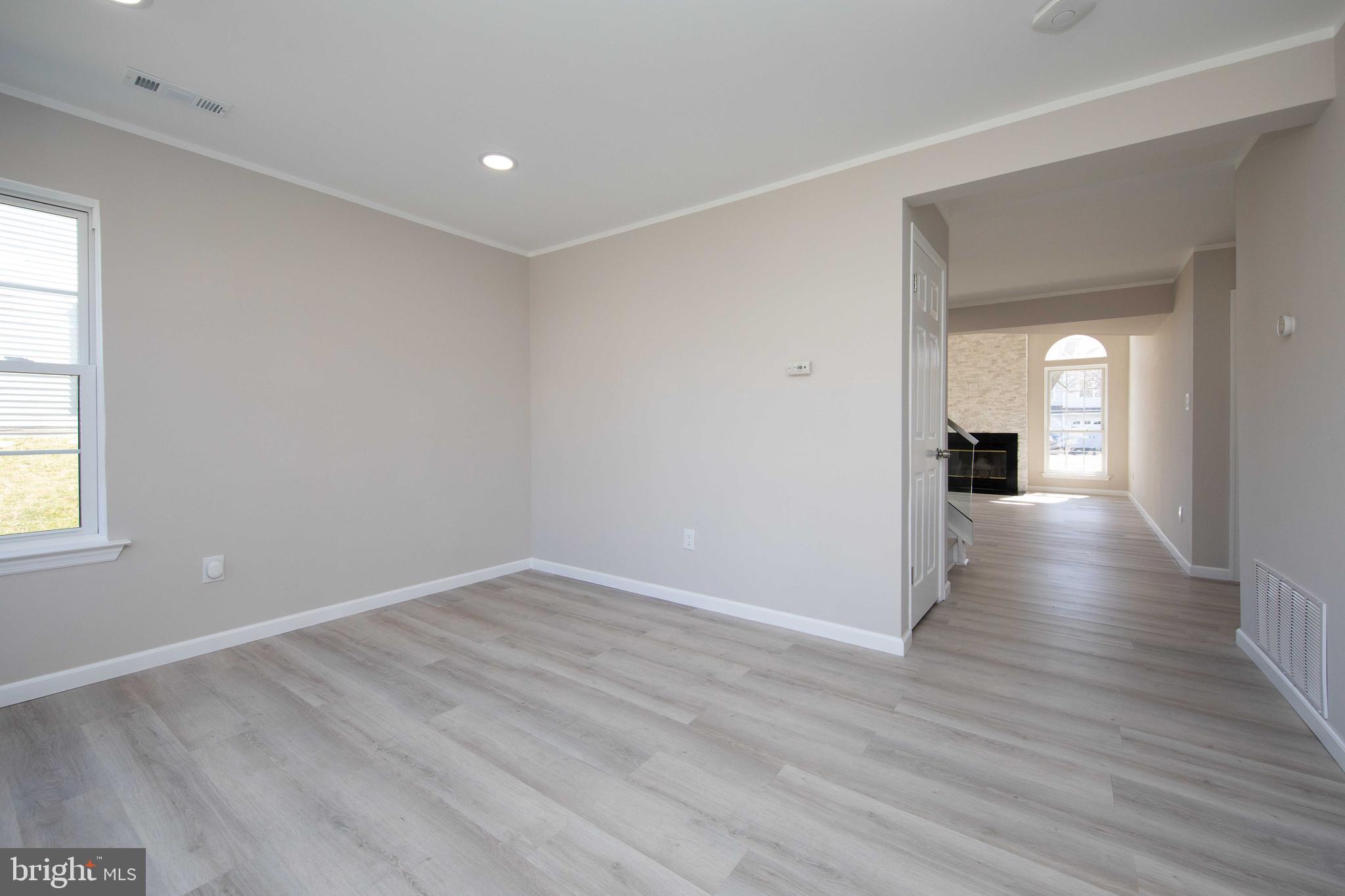 TYLER WALK - Residential