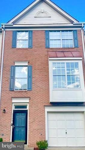 FURNISHED BASEMENT STUDIO IN OWNER OCCUPIED HOME .FOR RENT.. INCLUDING  FIREPLACE, BED, COOKTOP, REFRIGERATOR,MICROWAVE,   FULL BATH, OUTDOOR DECK AREA FOR  THOSE RELAXING DAYS .
UTLITIES INCLUDED .
APPOINTMENT ONLY