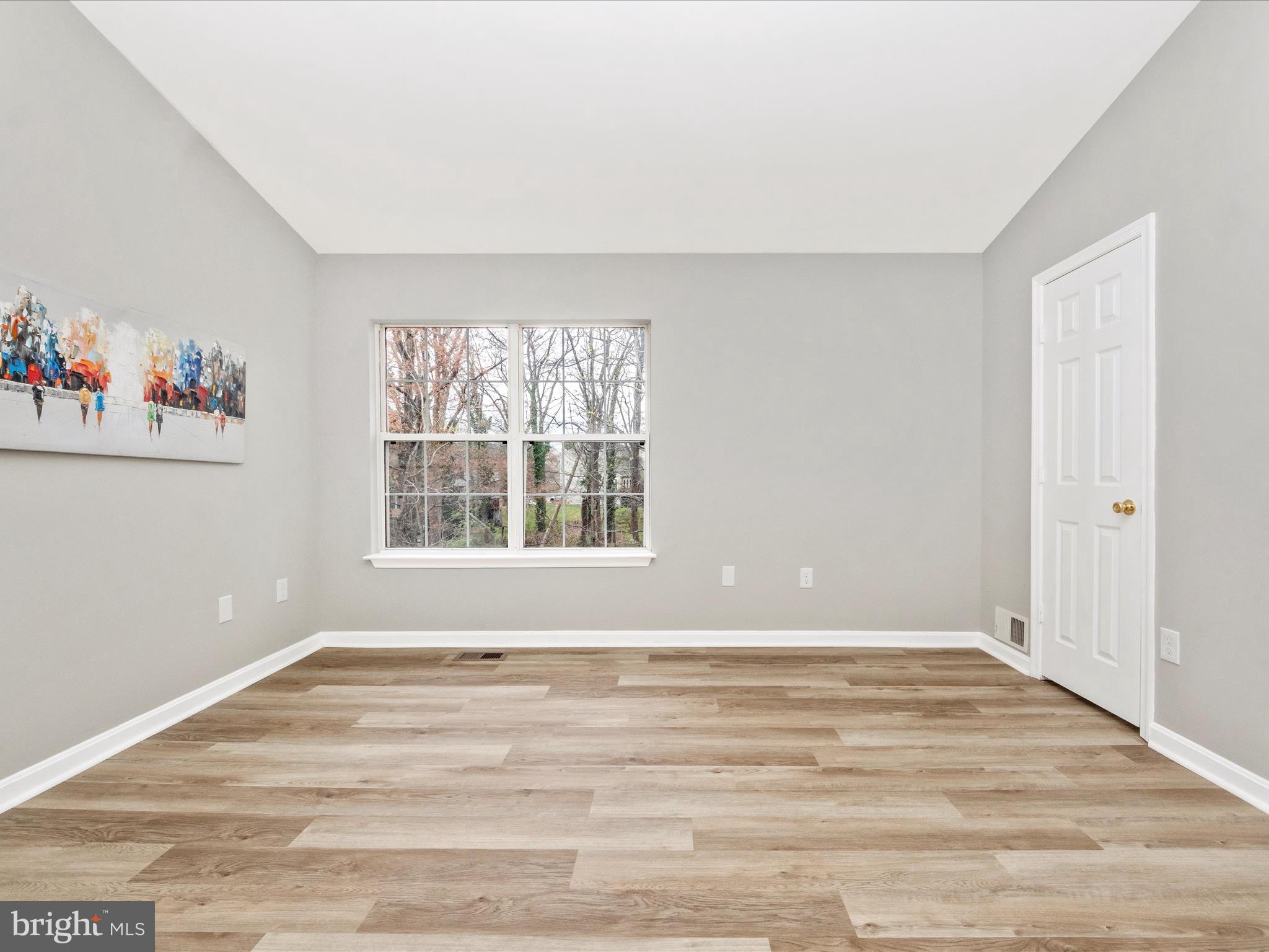 SEVEN OAKS - Residential