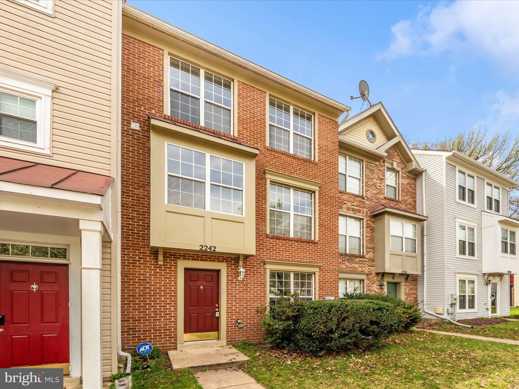 SEVEN OAKS - Residential