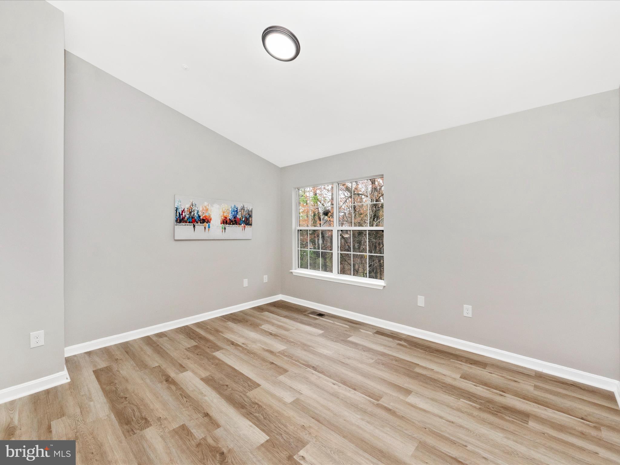 SEVEN OAKS - Residential