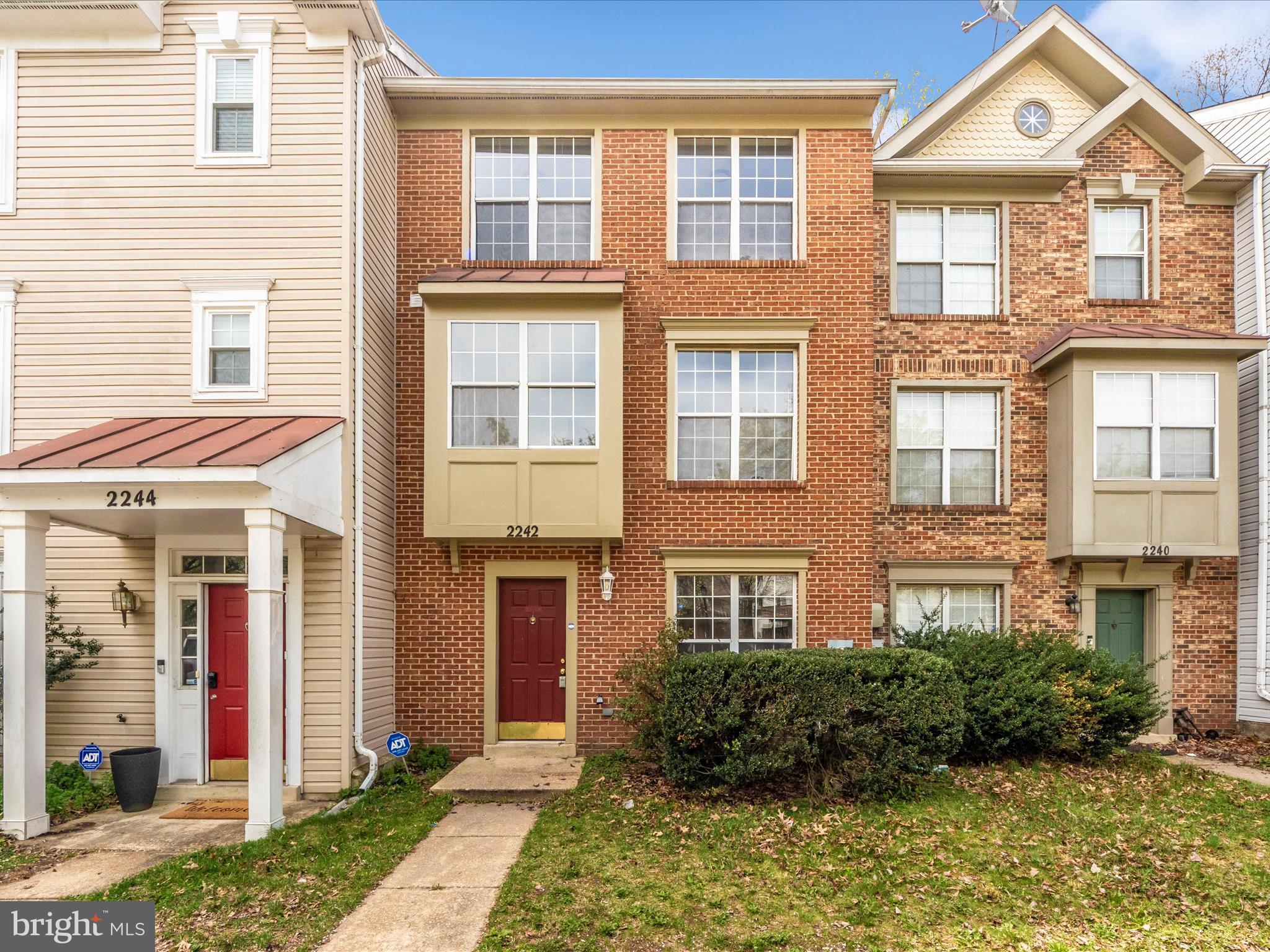 SEVEN OAKS - Residential