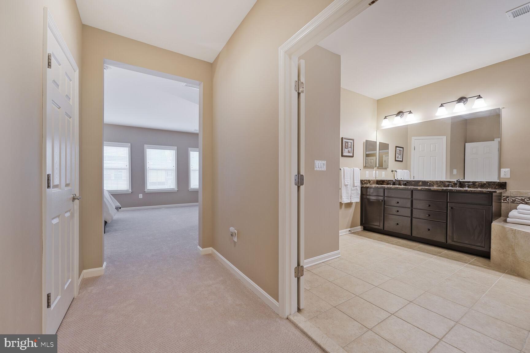 KINGSTOWNE - Residential