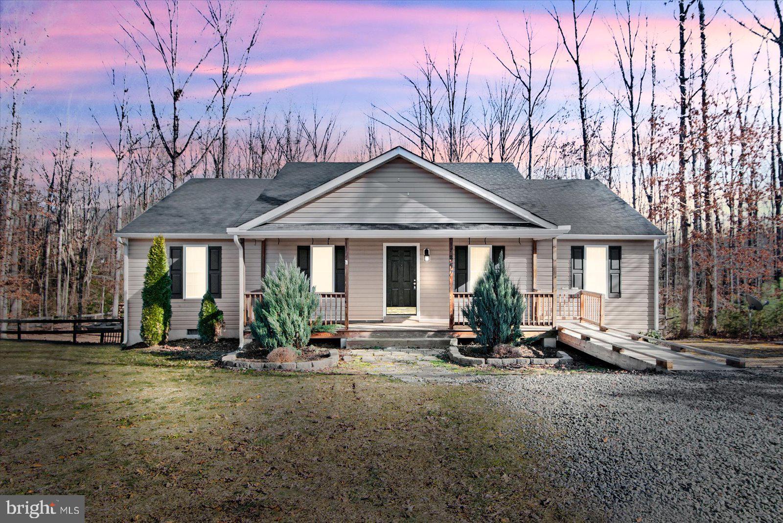 WINDING RIDGE - Residential