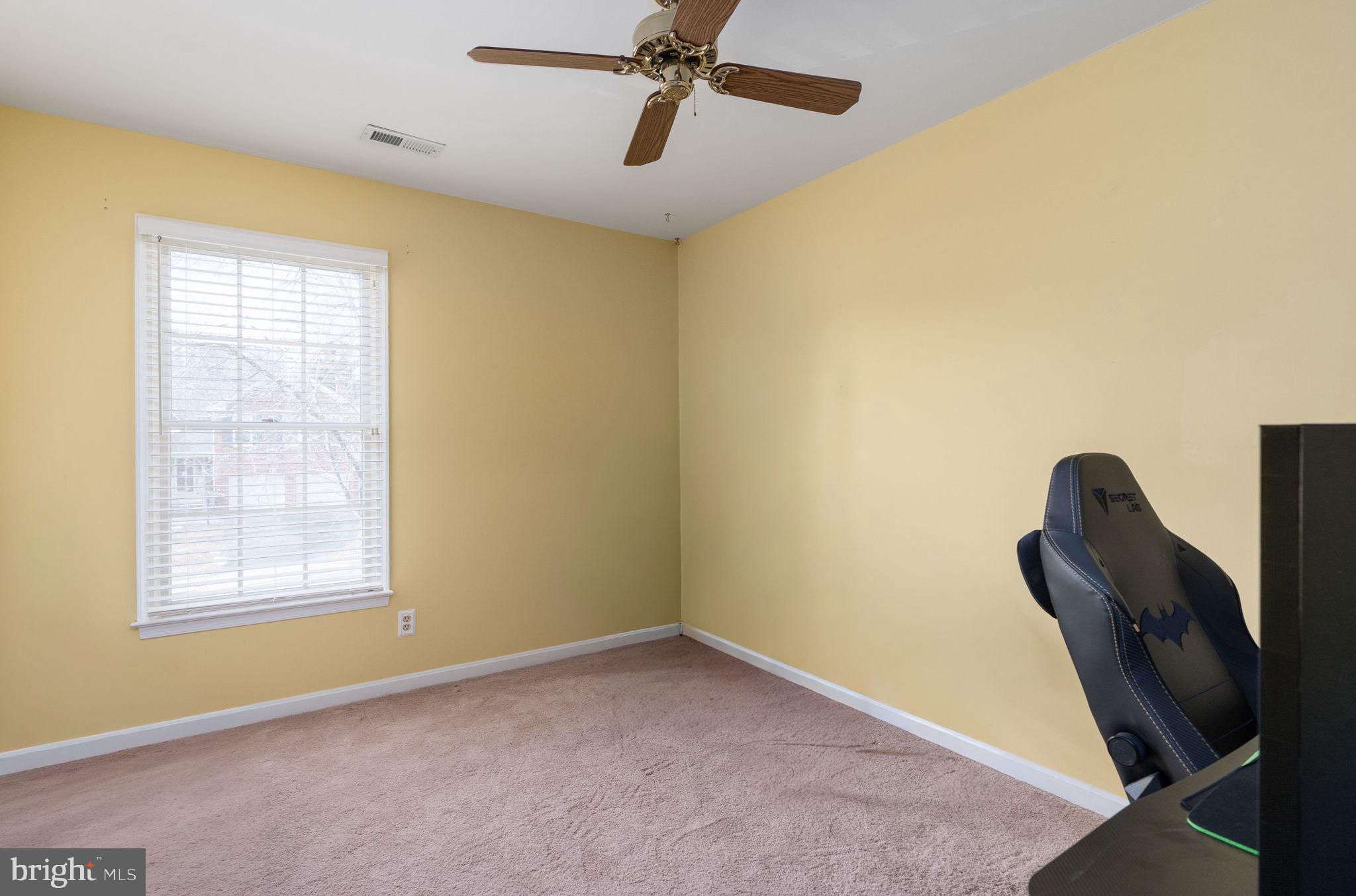 HAMPTON OAKS - Residential