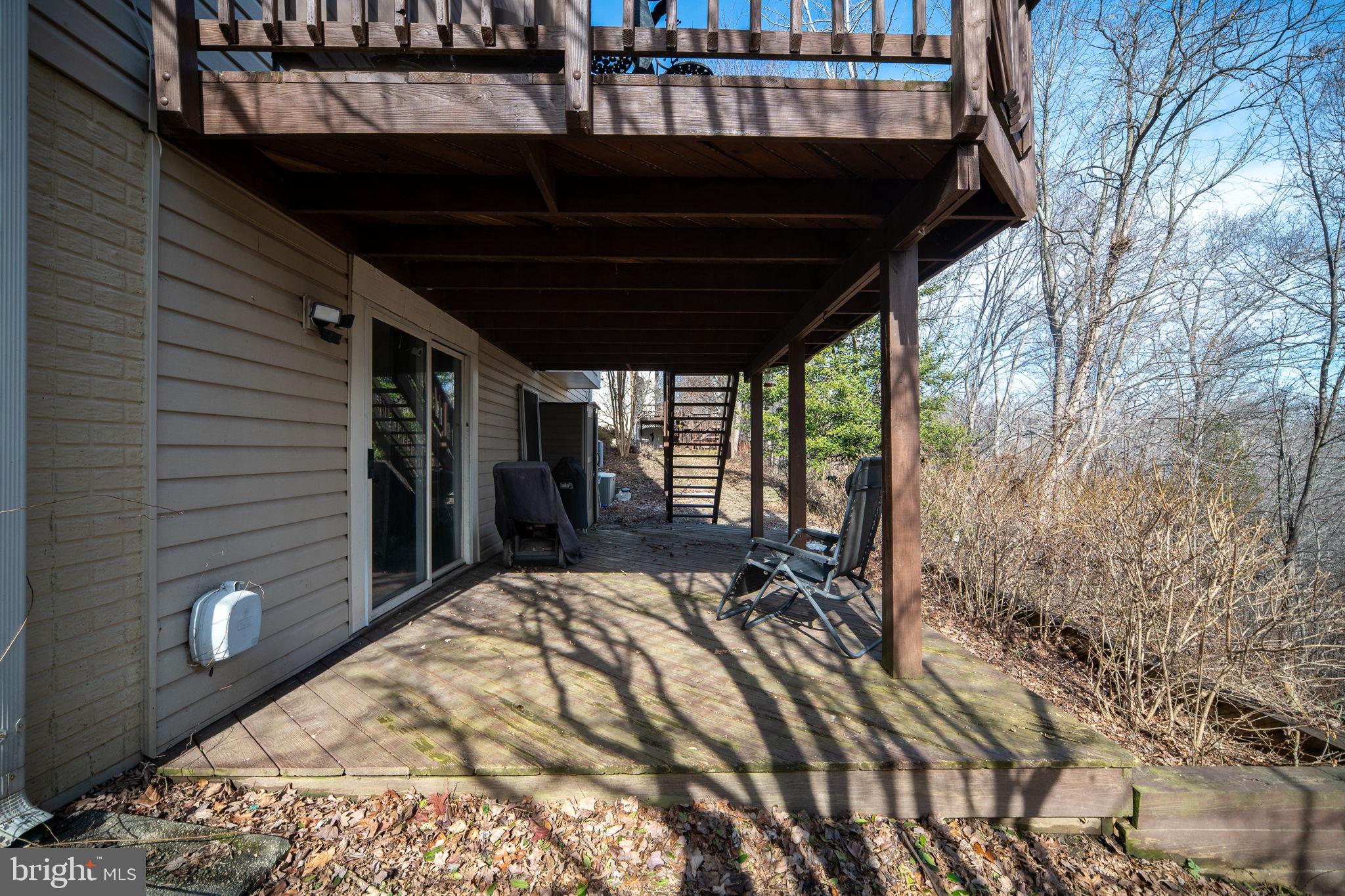 HAMPTON OAKS - Residential