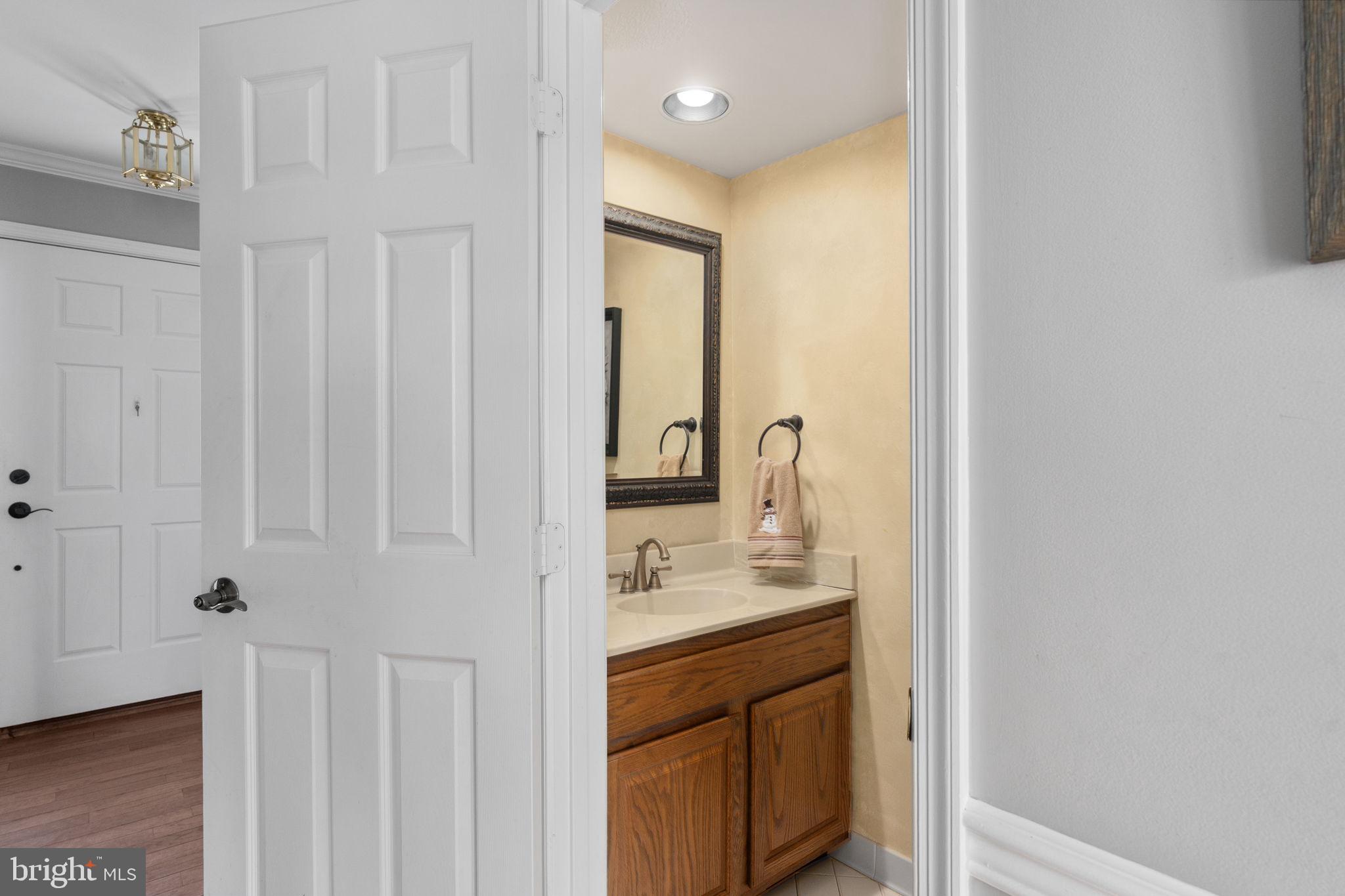 HAMPTON OAKS - Residential