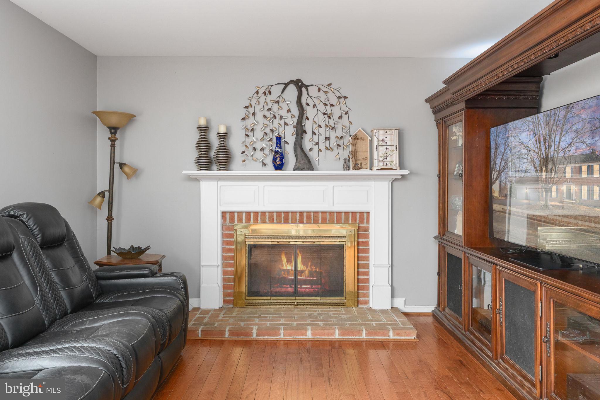 HAMPTON OAKS - Residential
