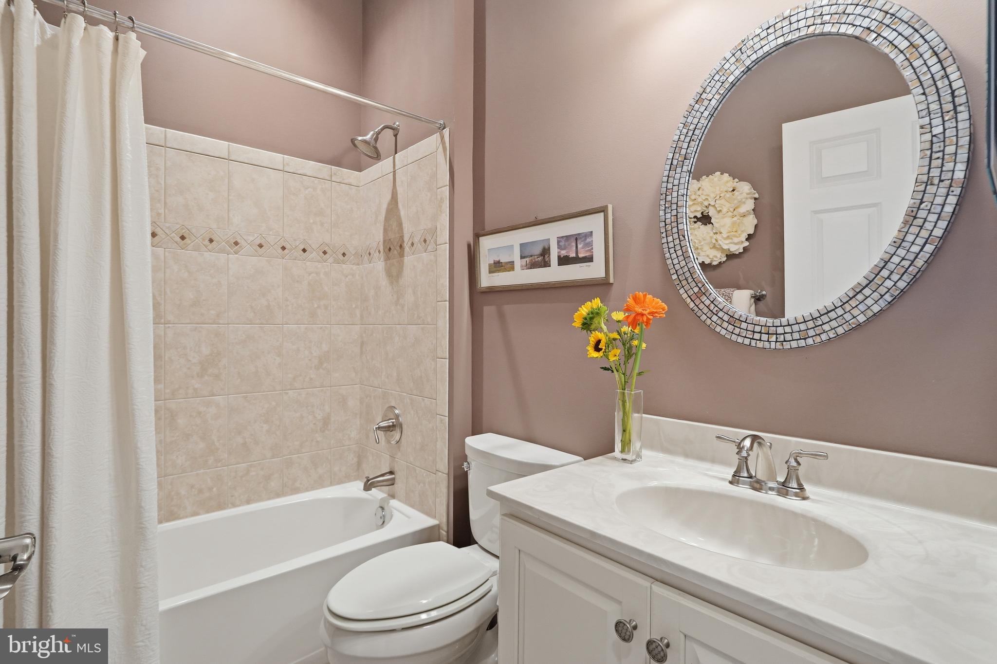 MEADOW GLEN - Residential