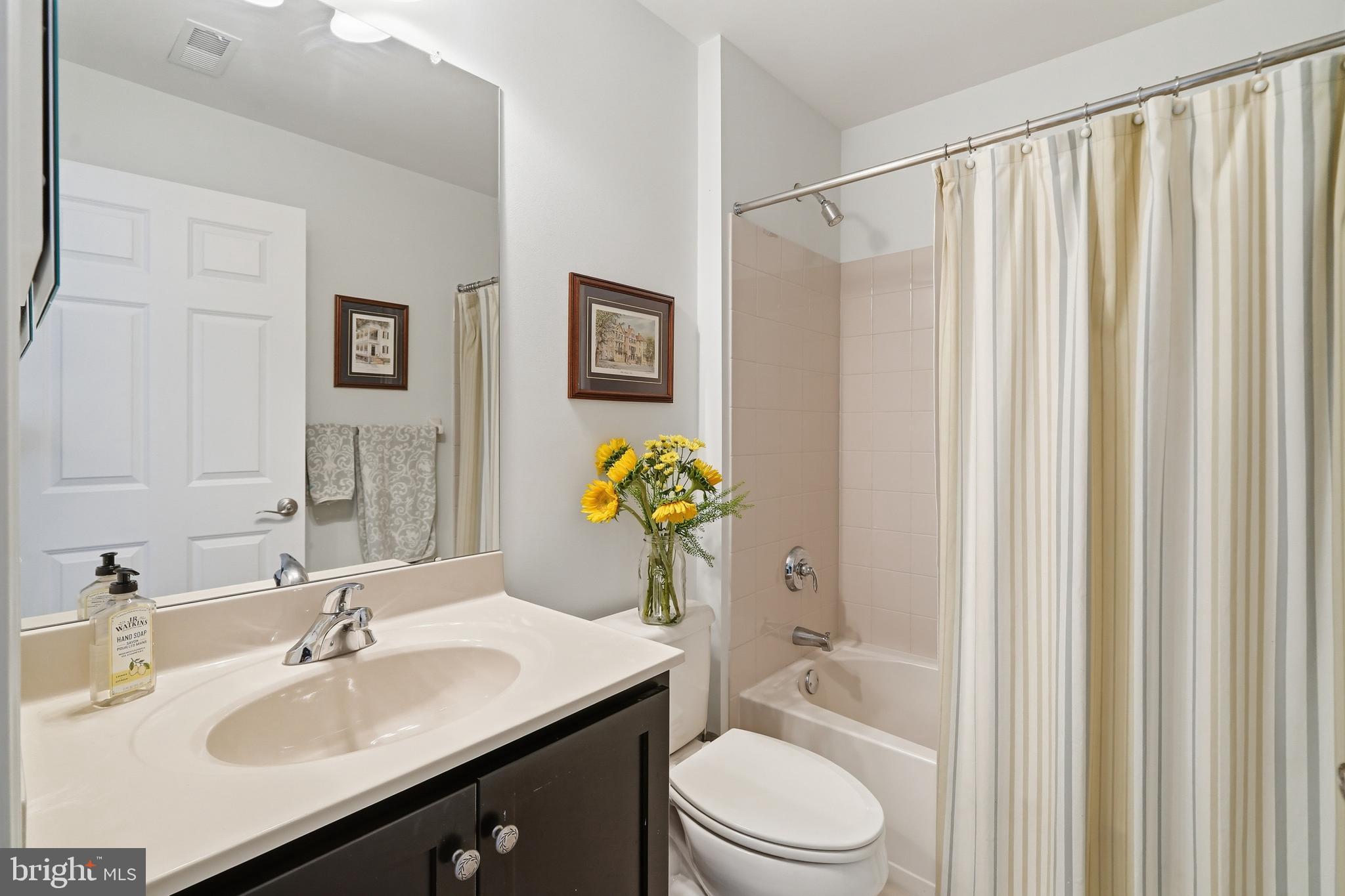 MEADOW GLEN - Residential