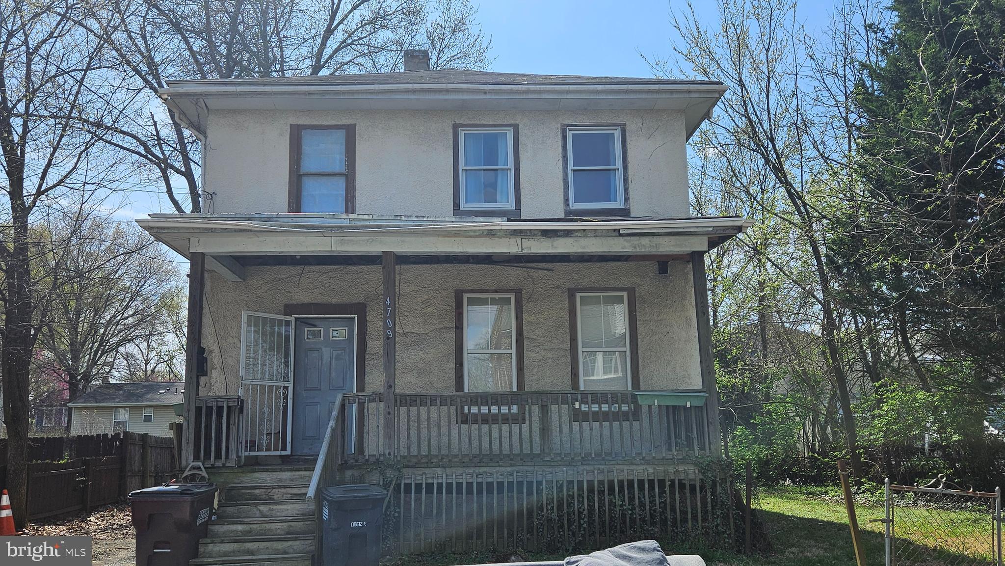 RIVERDALE PARK - Residential