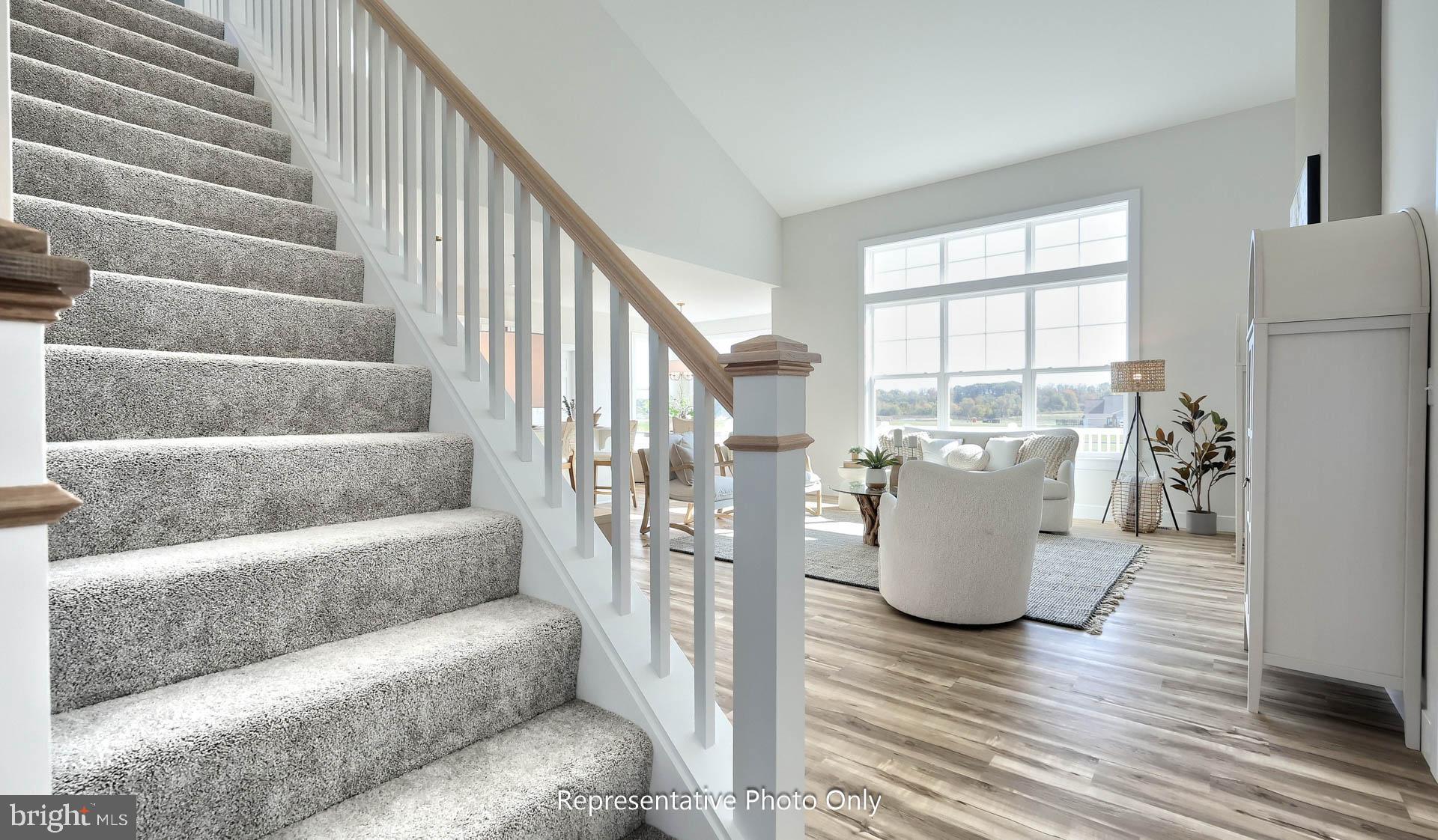 MOUNTAIN VIEW ESTATES - Residential