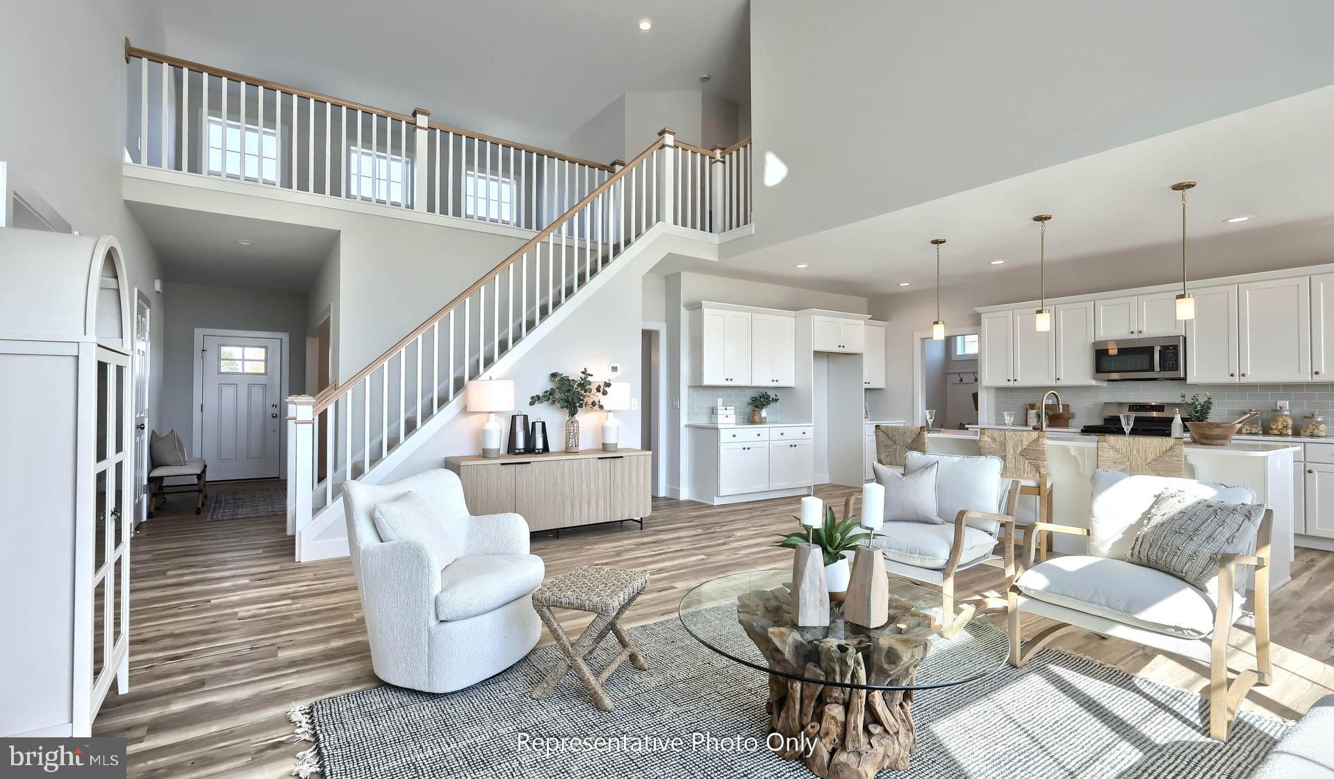 MOUNTAIN VIEW ESTATES - Residential