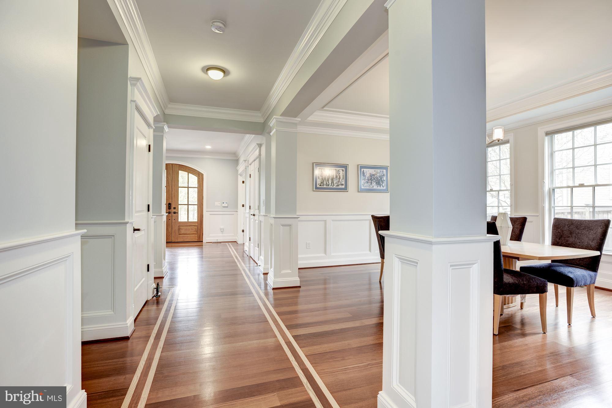 MCLEAN MANOR - Residential