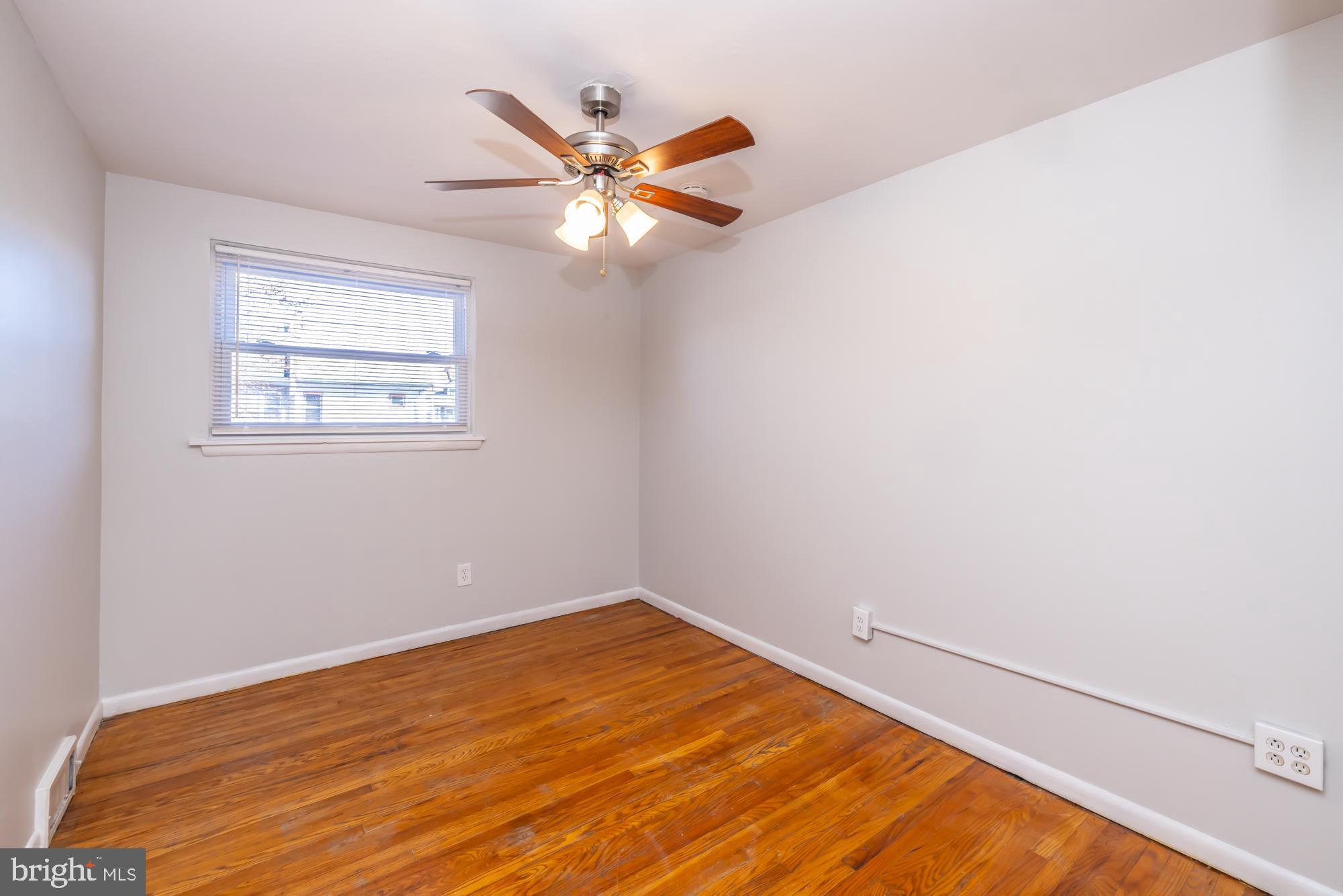 LANSDOWNE - Residential Lease