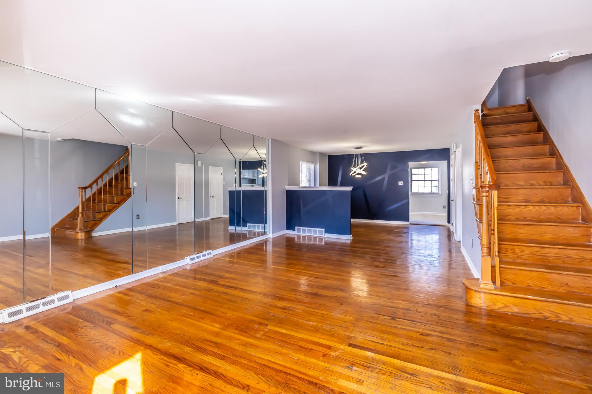 LANSDOWNE - Residential Lease