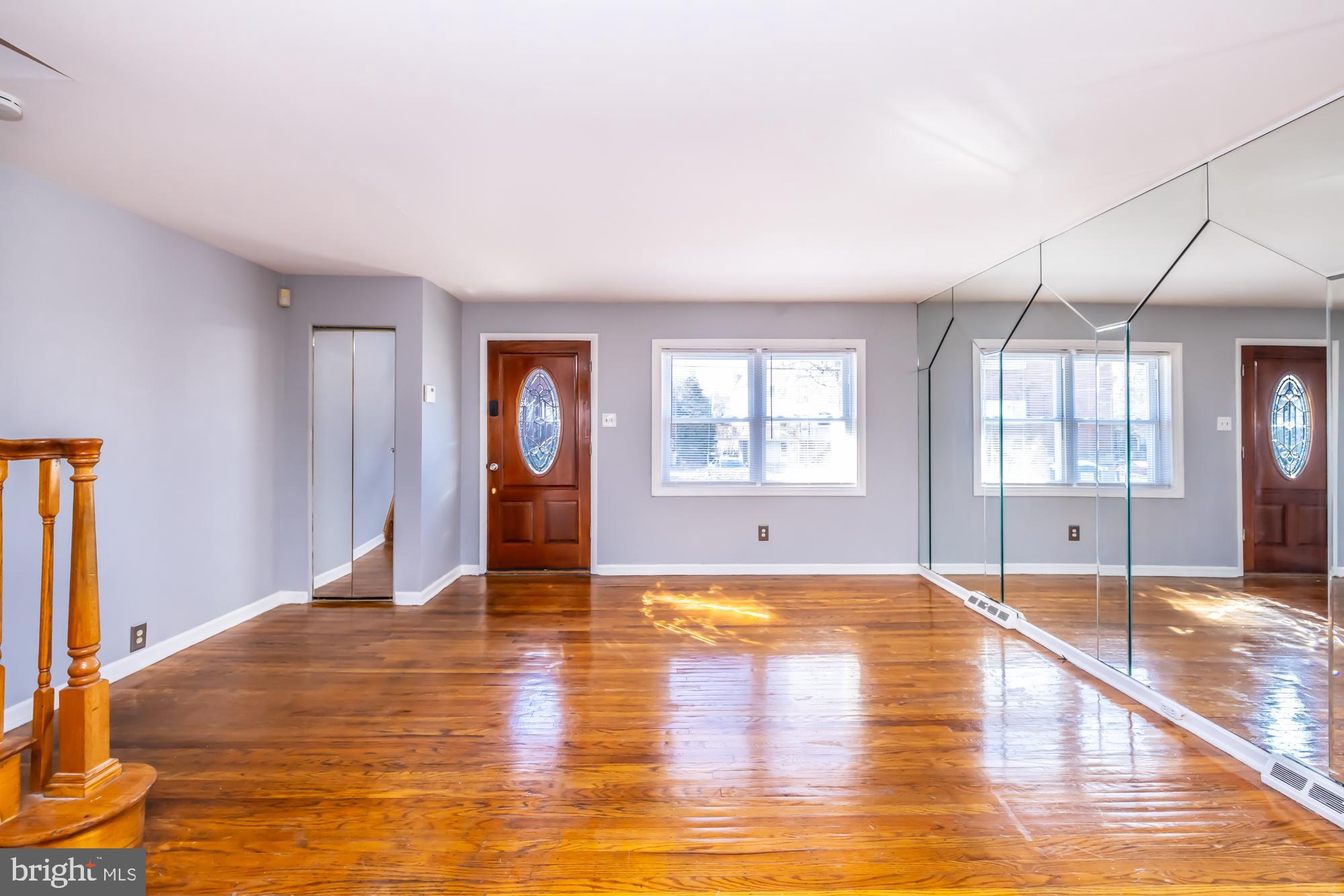 LANSDOWNE - Residential Lease