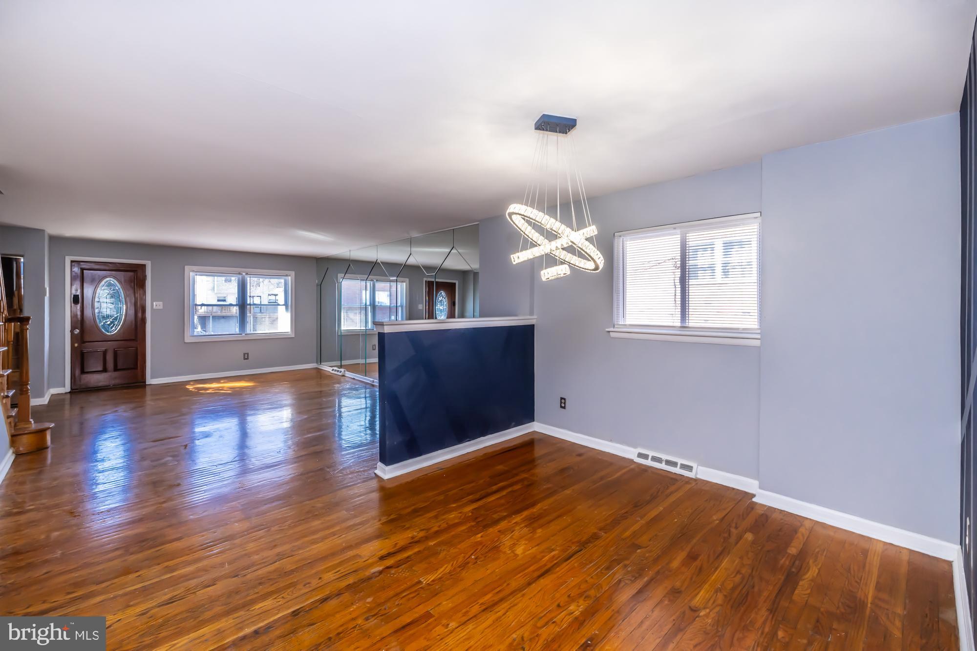 LANSDOWNE - Residential Lease