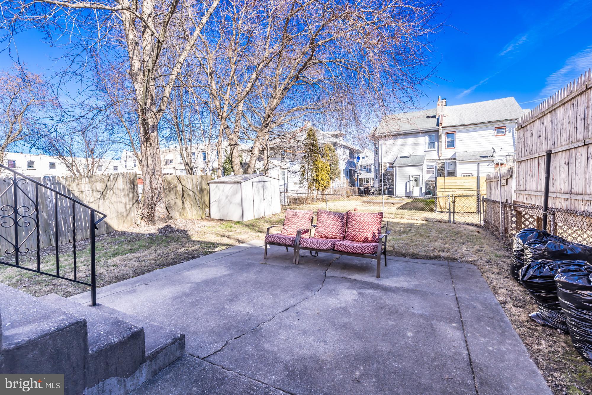 LANSDOWNE - Residential Lease