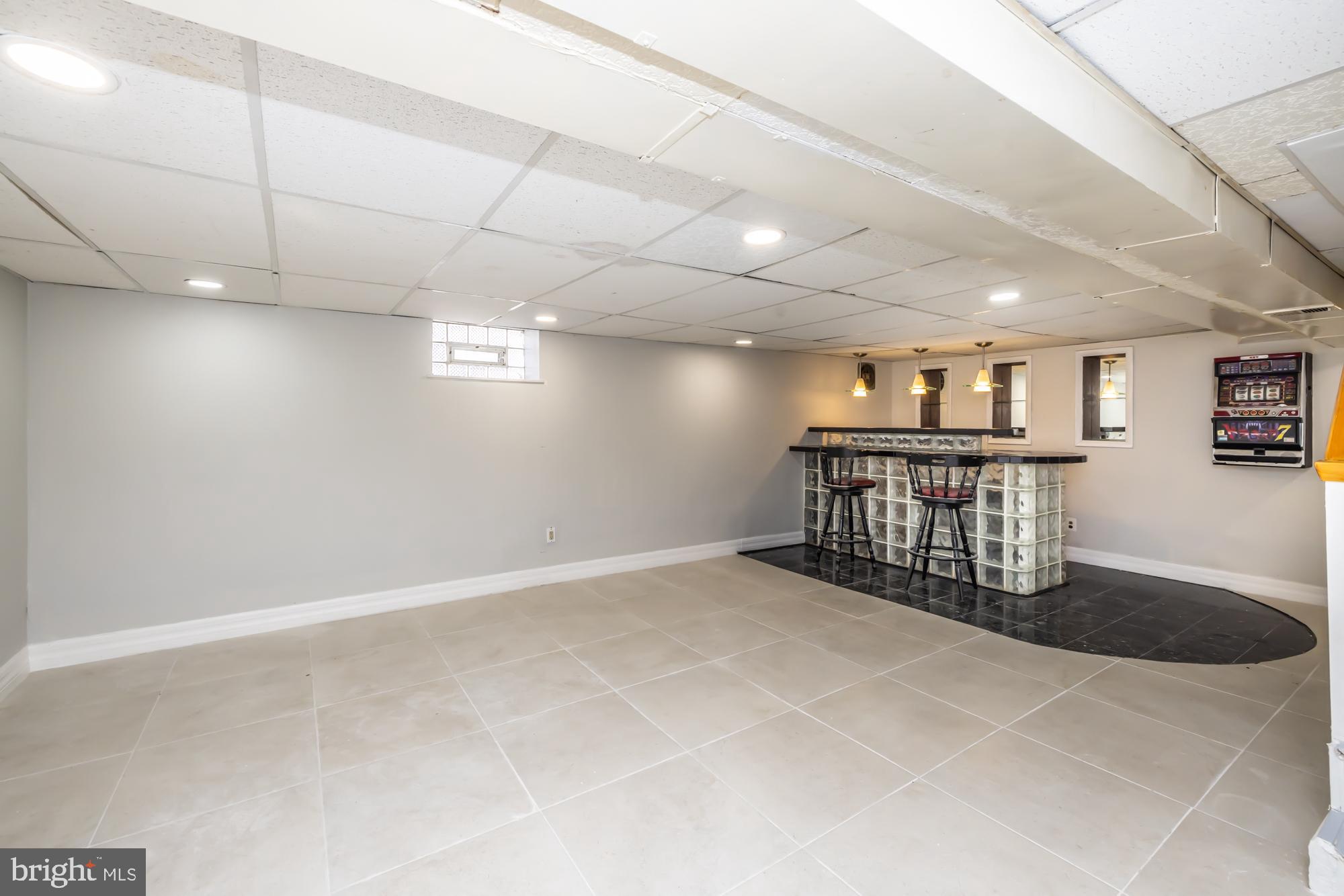 LANSDOWNE - Residential Lease