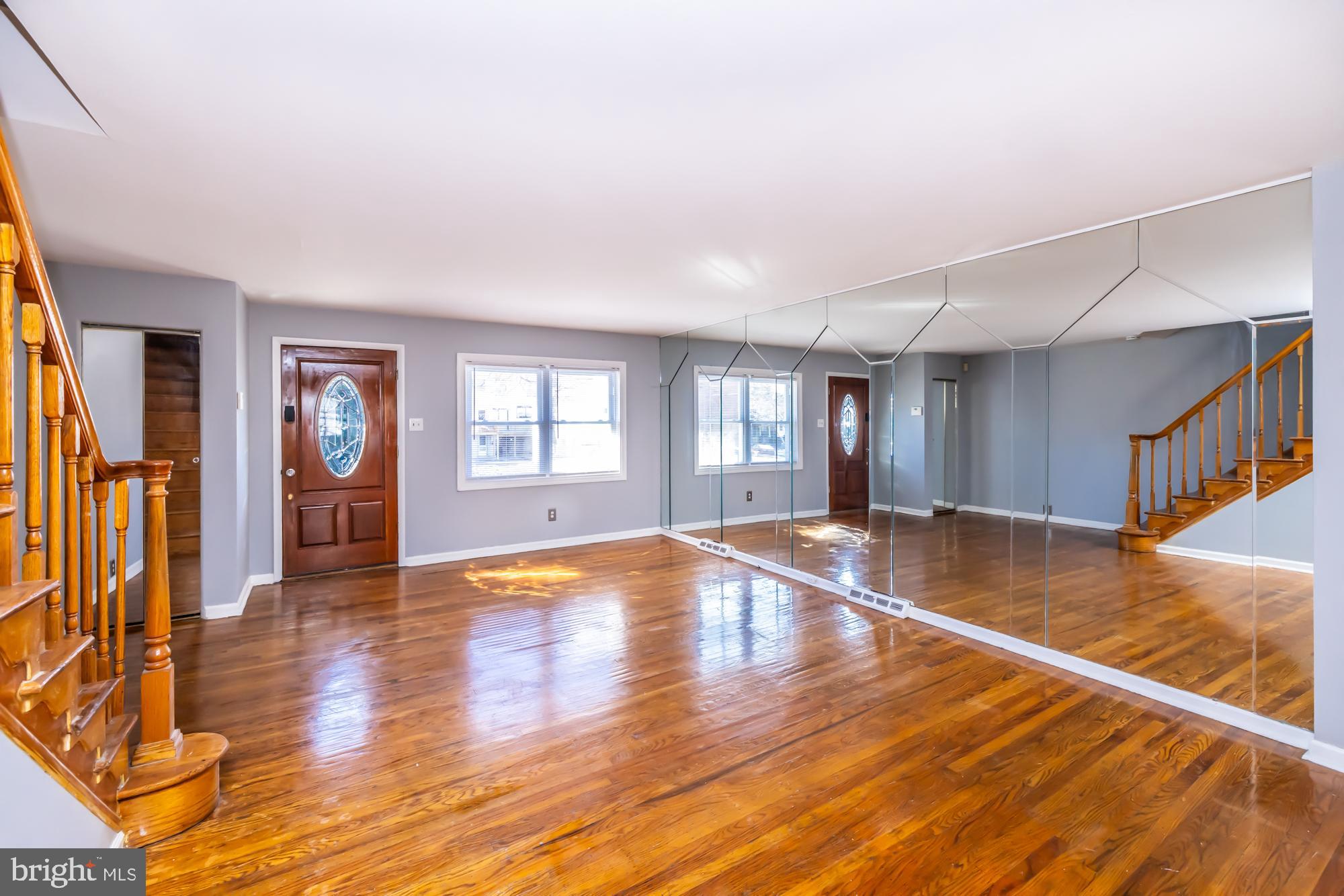 LANSDOWNE - Residential Lease