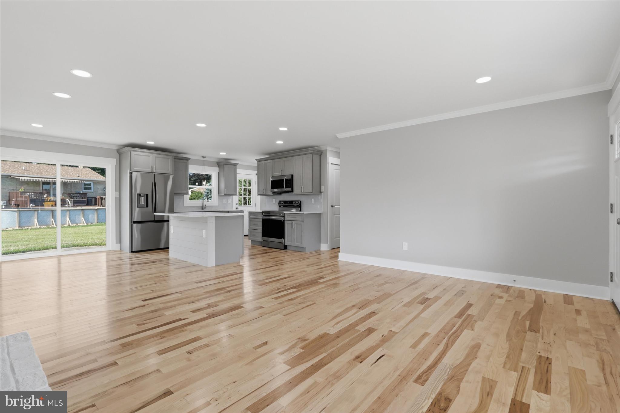 WOODMOOR - Residential