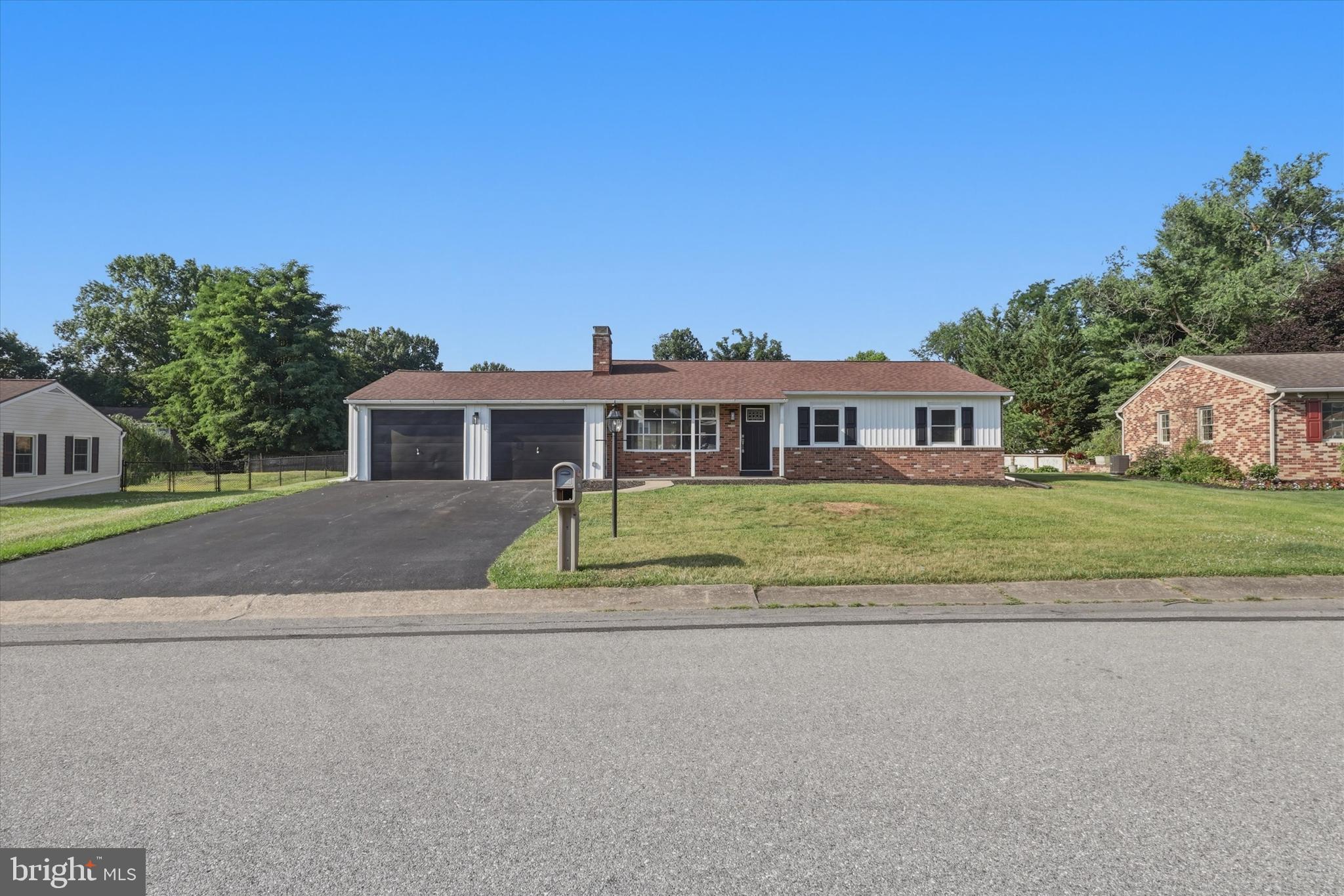 WOODMOOR - Residential