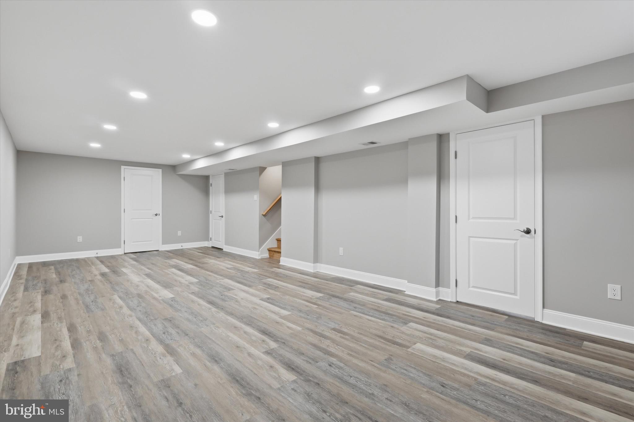 WOODMOOR - Residential