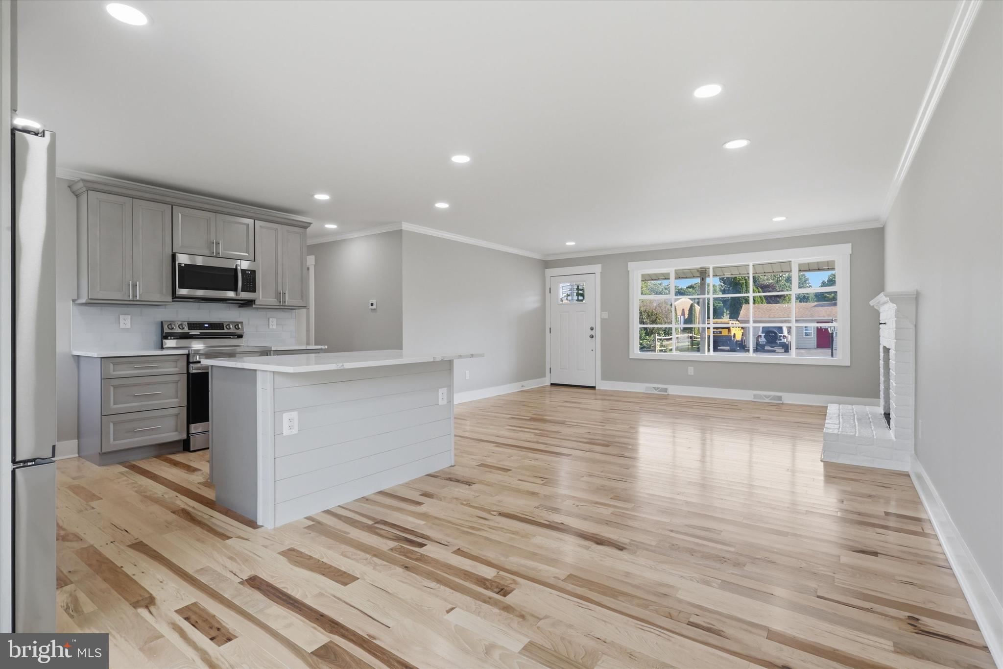WOODMOOR - Residential