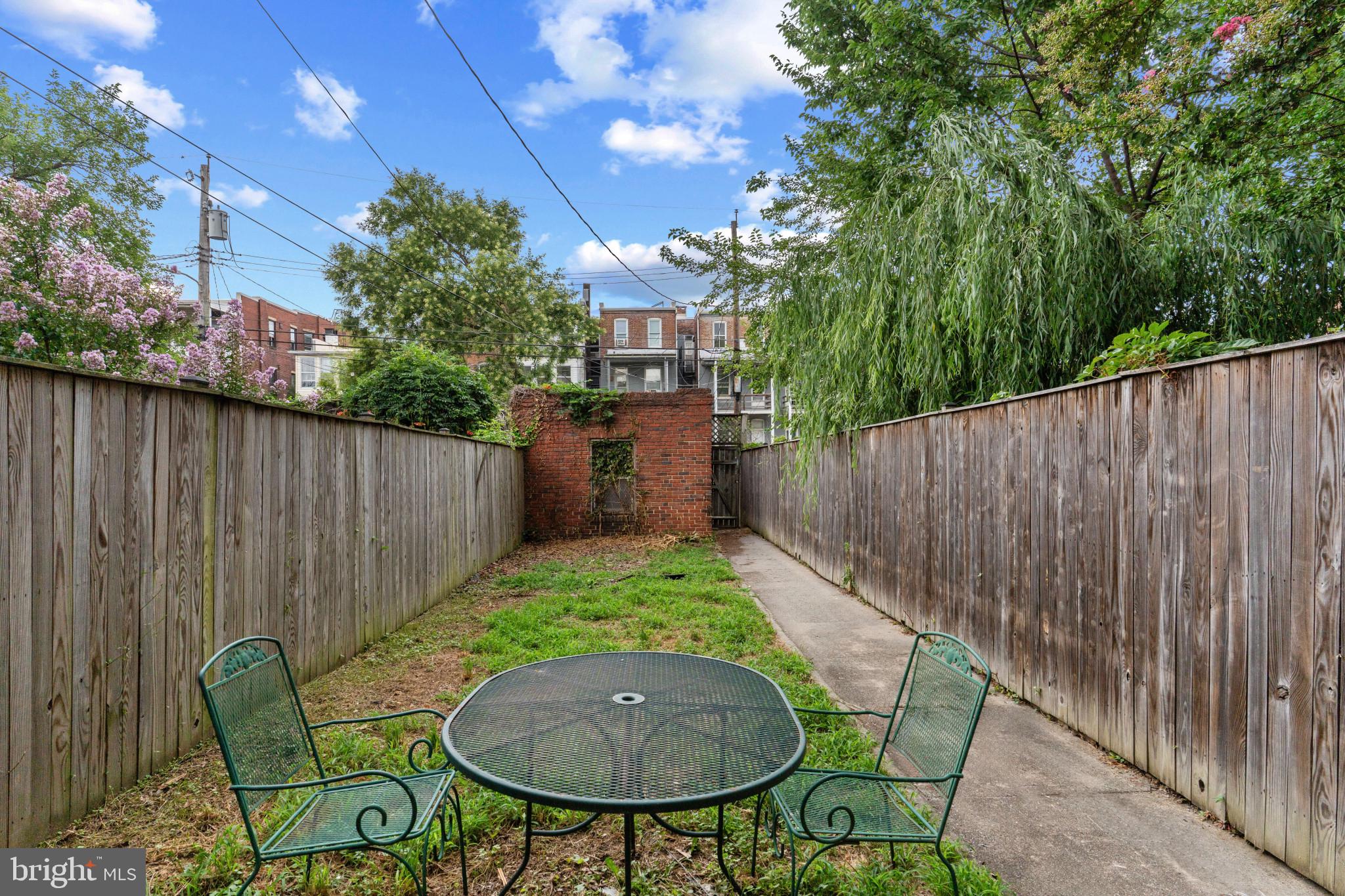 CHARLES VILLAGE - Residential
