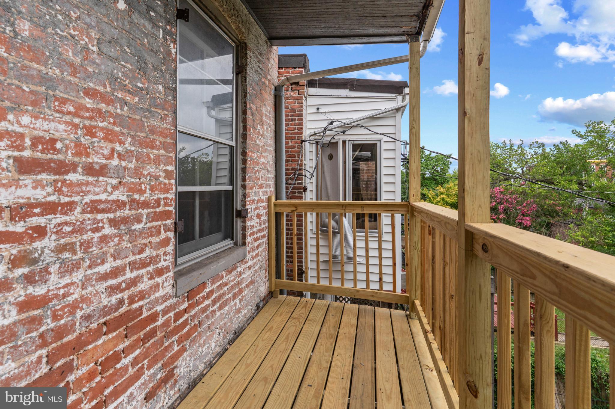 CHARLES VILLAGE - Residential