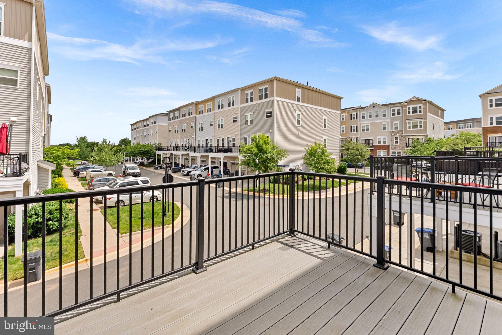 STONE RIDGE - Residential