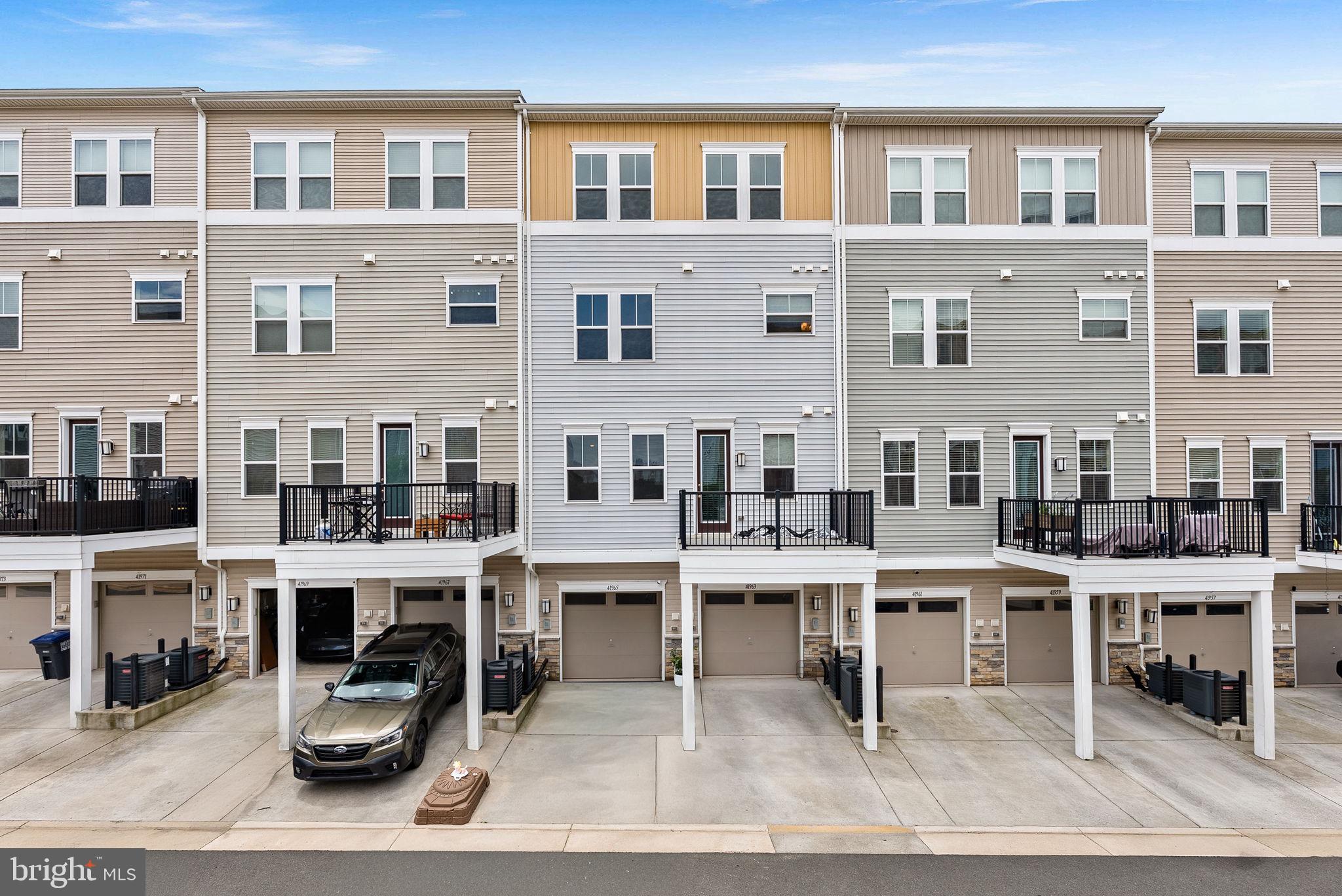 STONE RIDGE - Residential