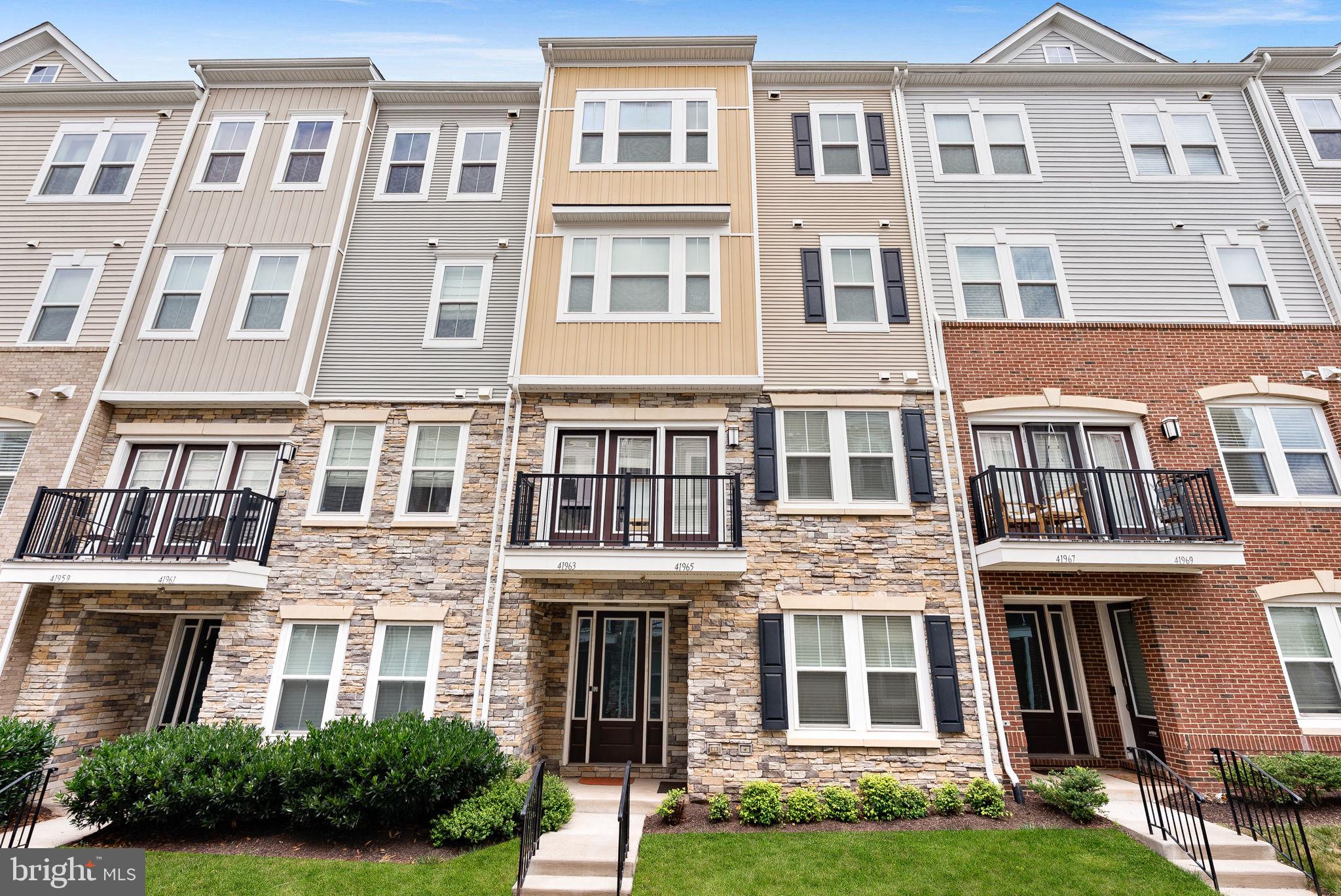 STONE RIDGE - Residential