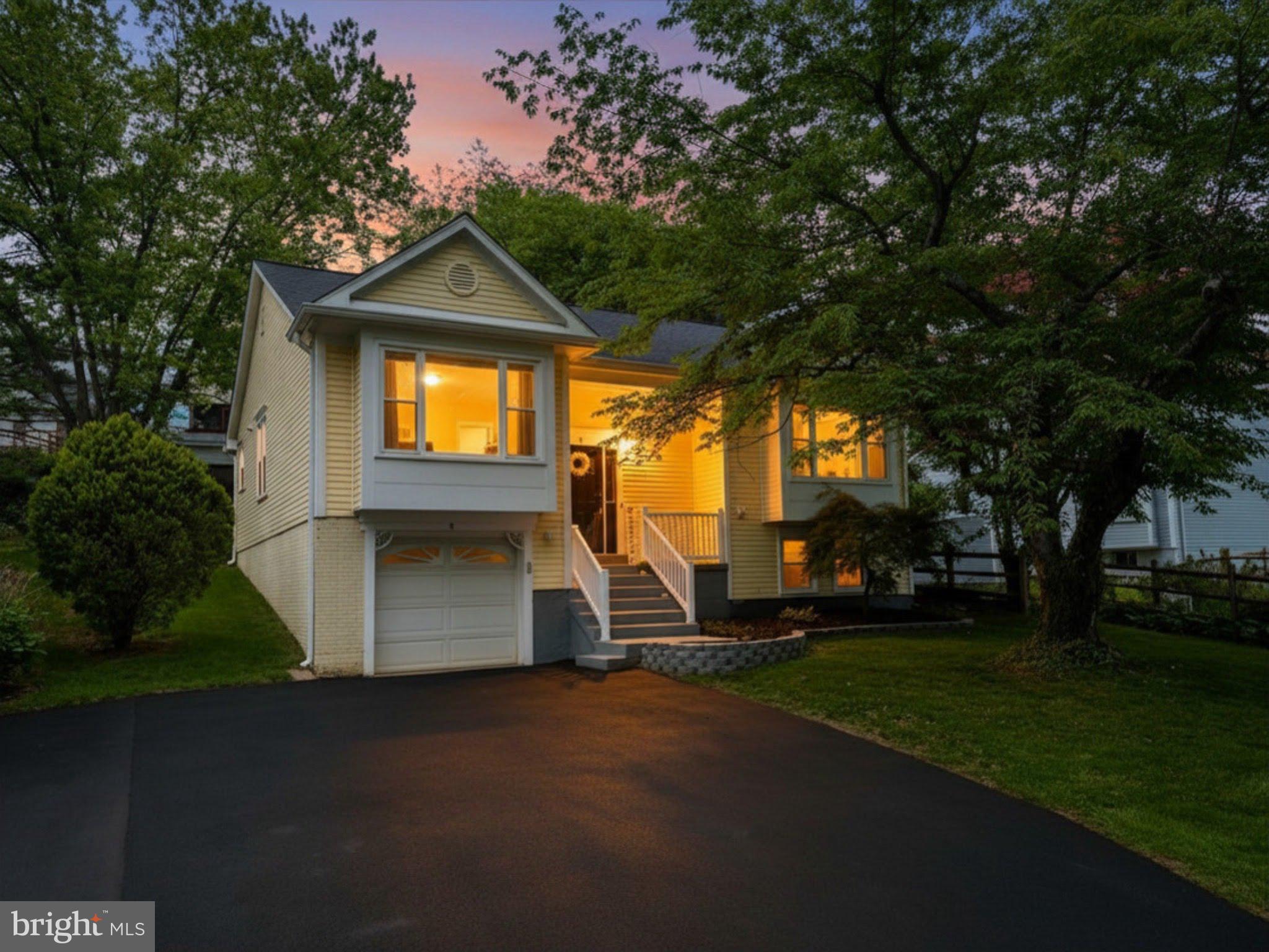 WASHINGTONIAN VILLAGE - Residential