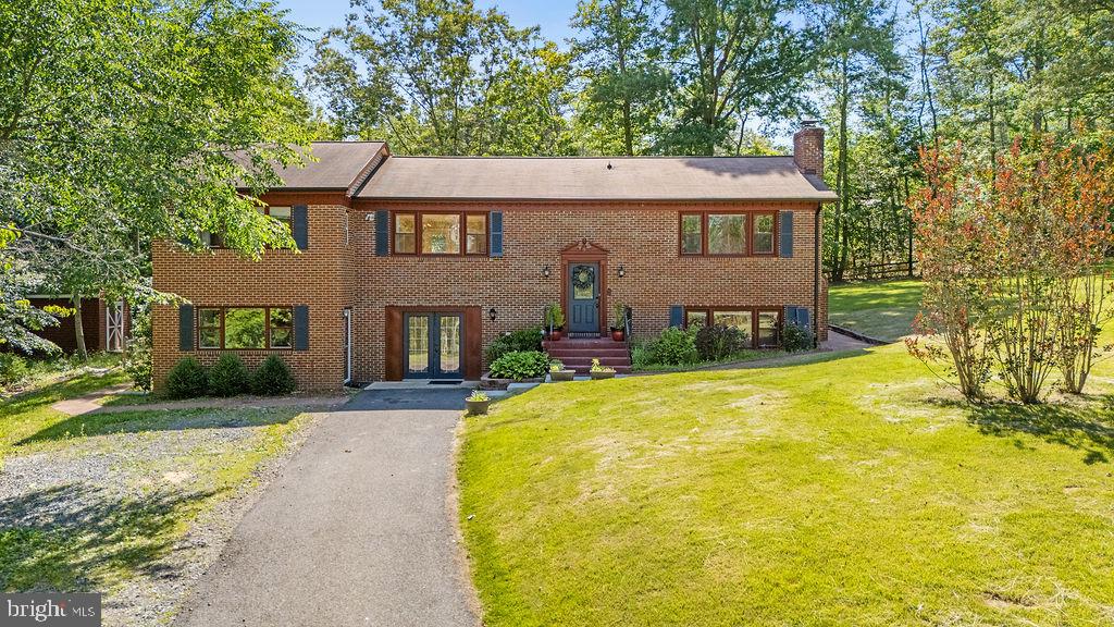 THE ESTATES - Residential