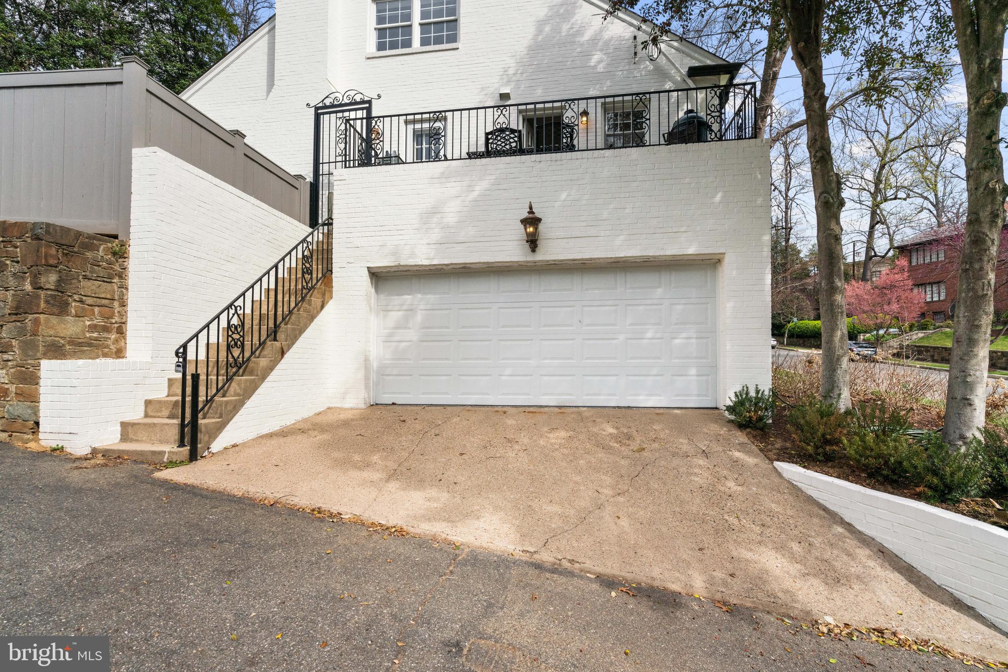 MASSACHUSETTS AVENUE HEIGHTS - Residential