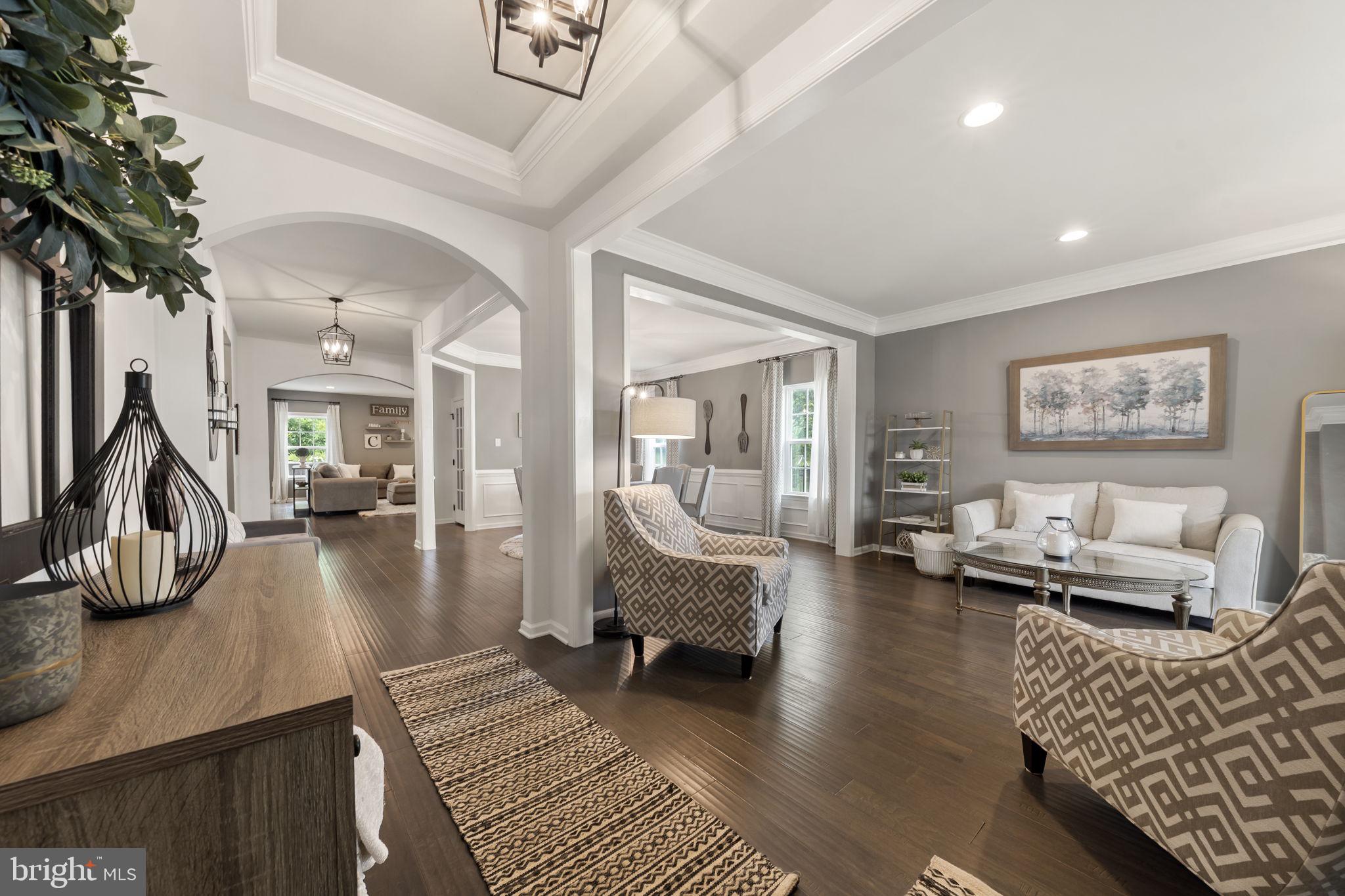 HANOVER POINTE - Residential