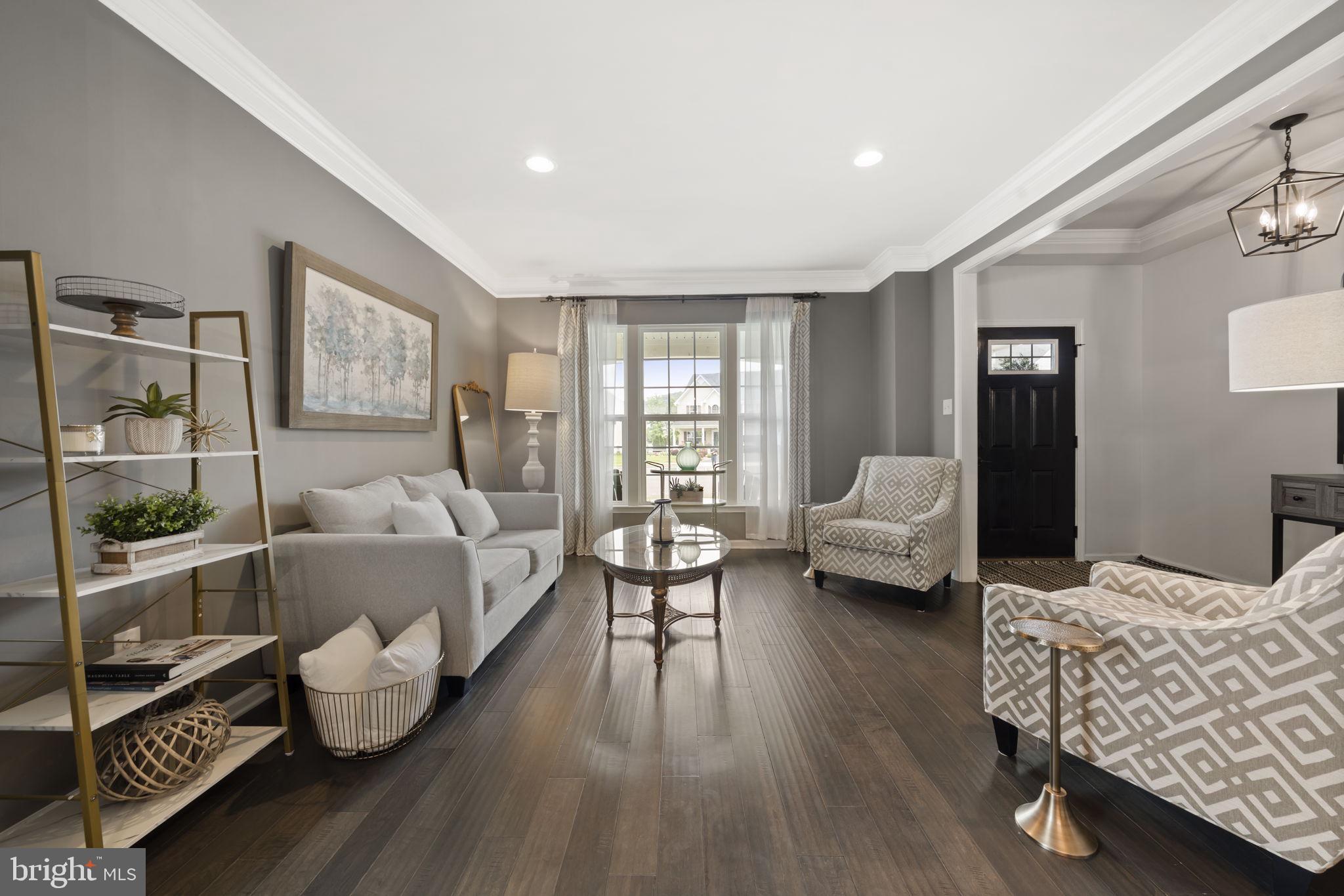 HANOVER POINTE - Residential