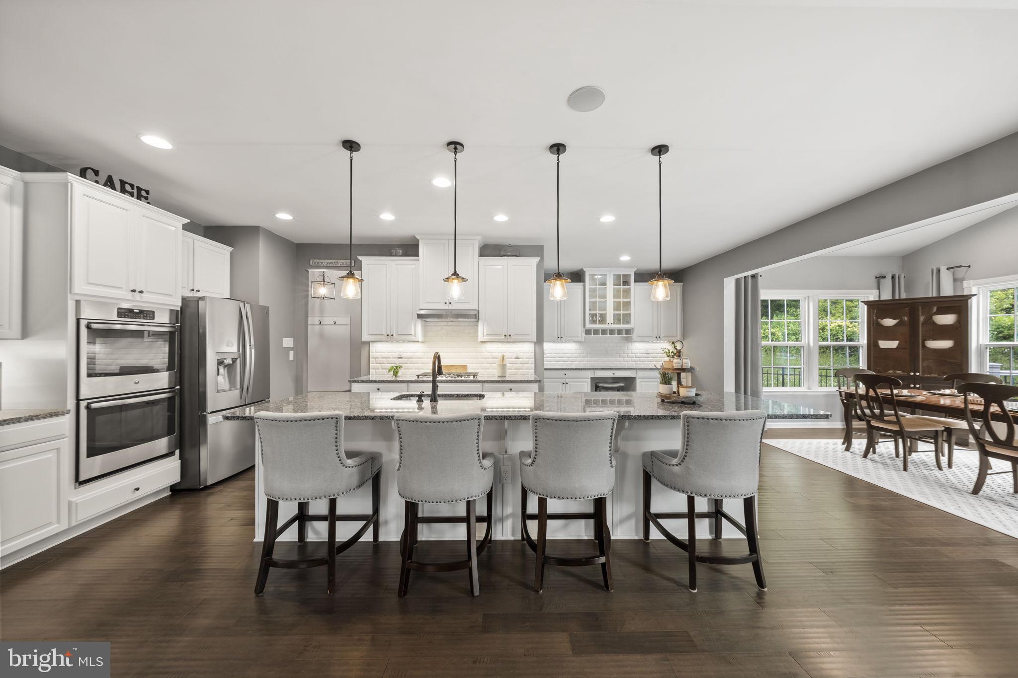HANOVER POINTE - Residential