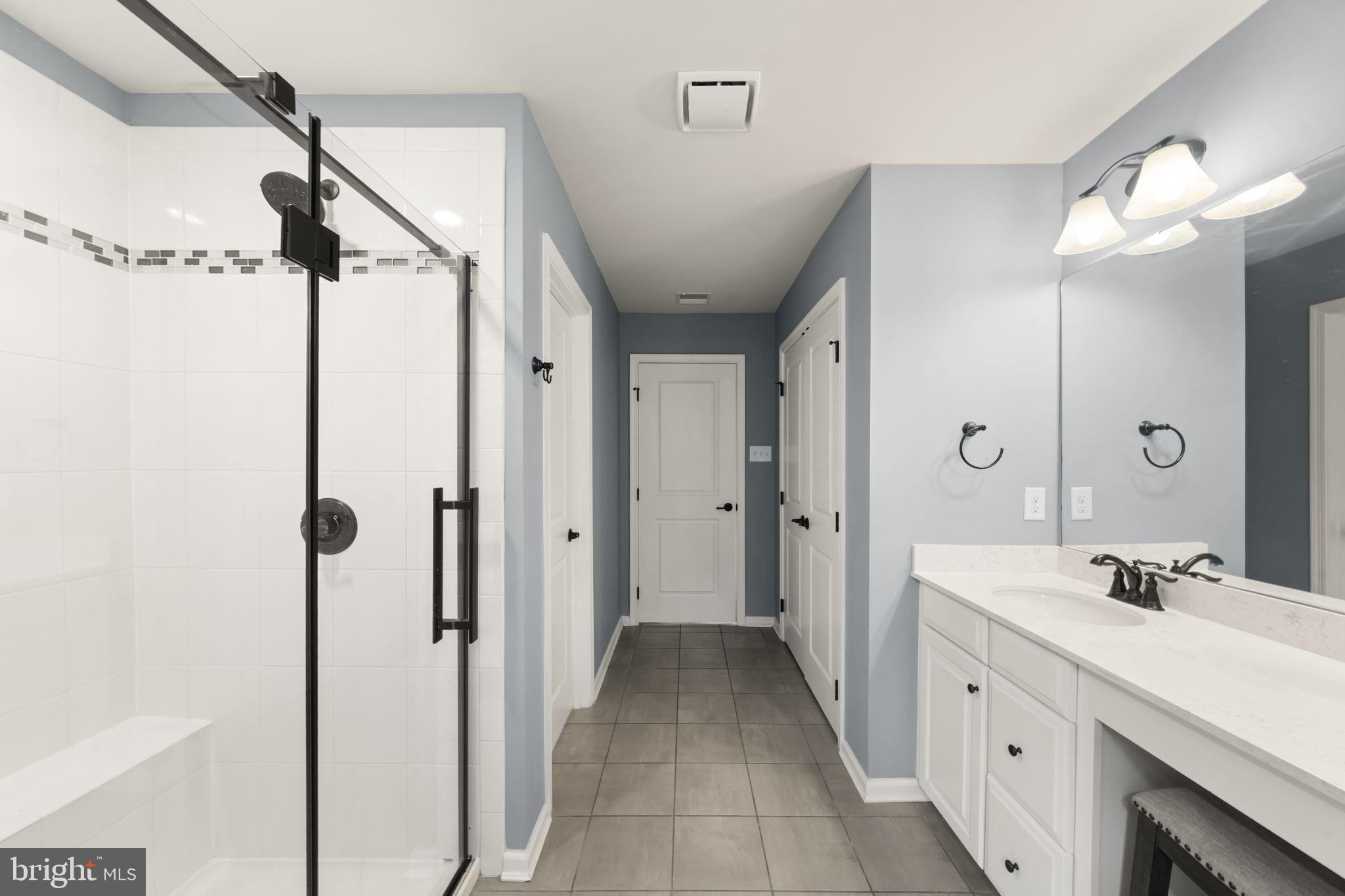 HANOVER POINTE - Residential