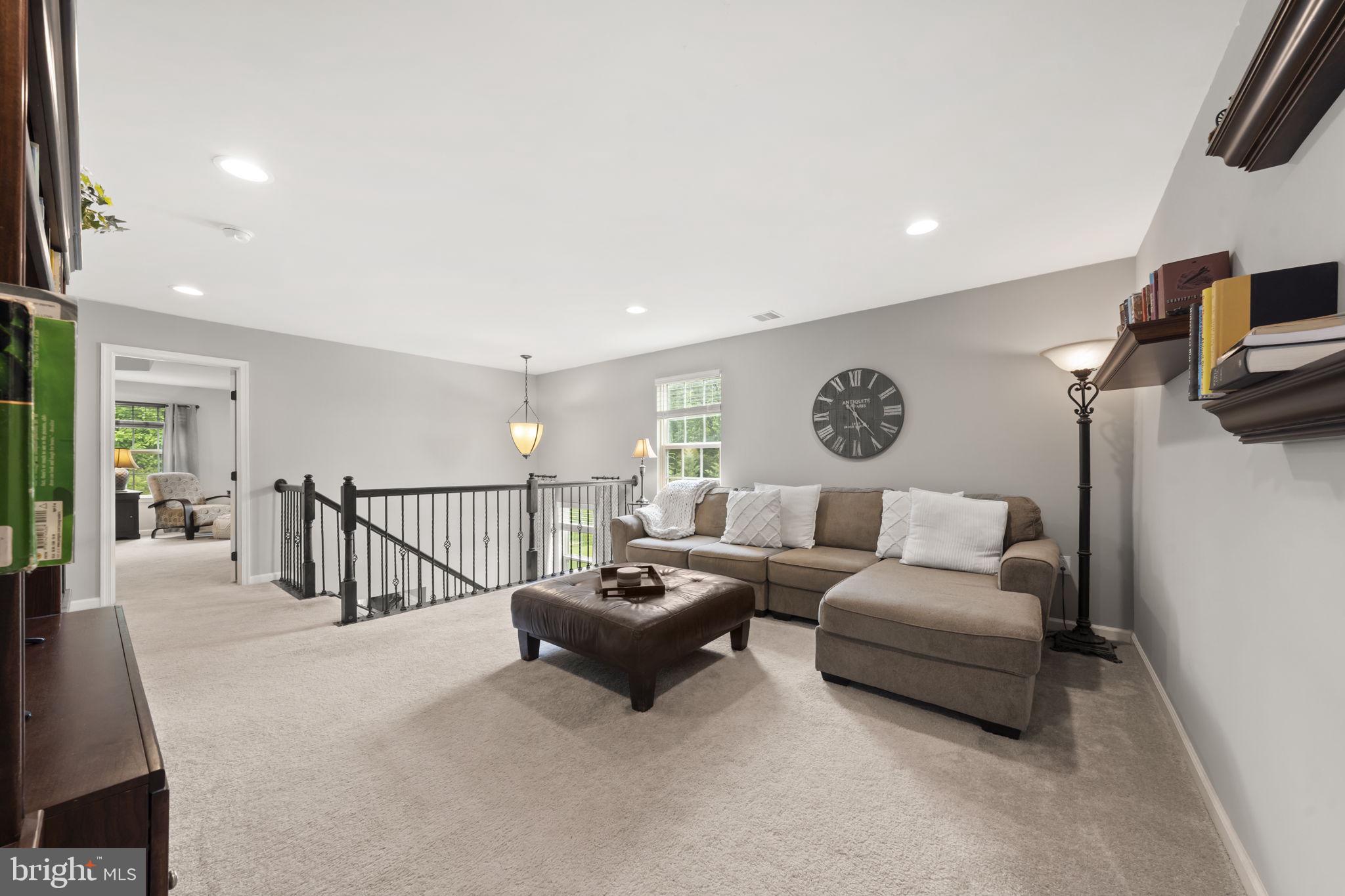 HANOVER POINTE - Residential