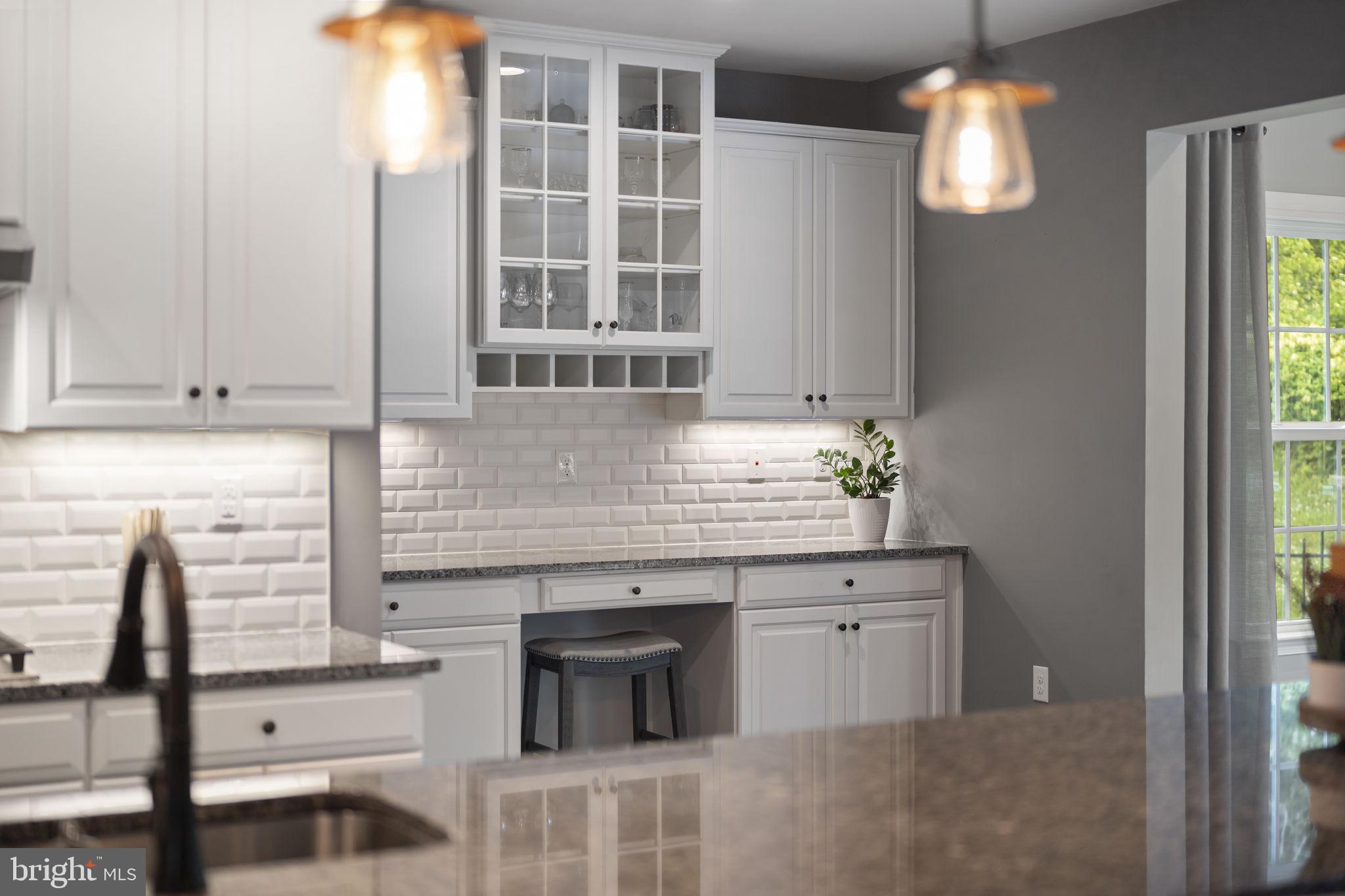 HANOVER POINTE - Residential