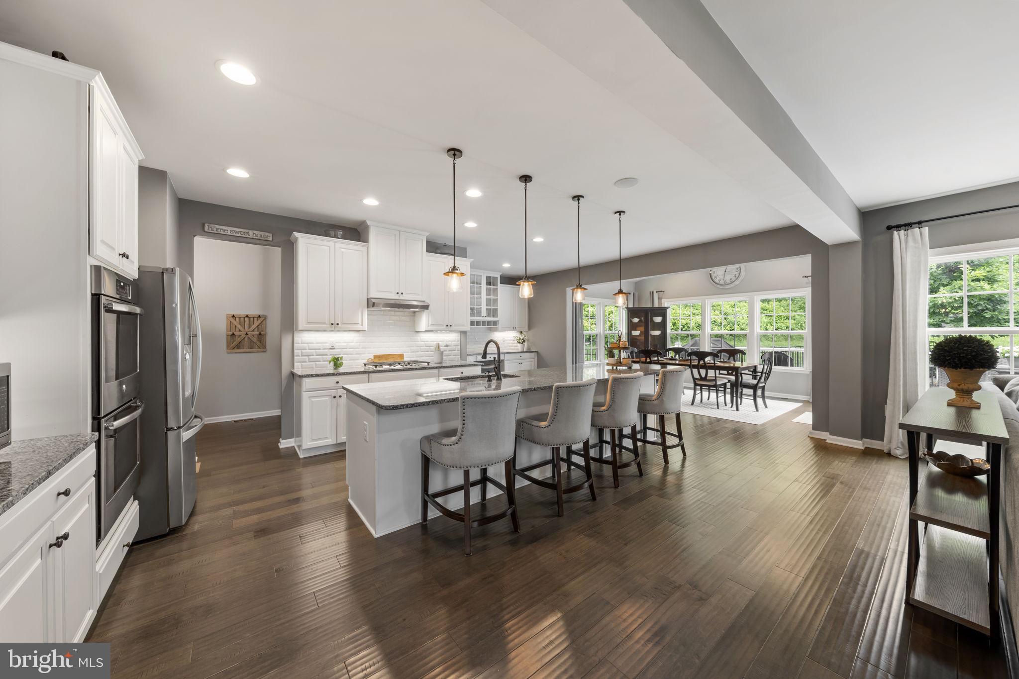 HANOVER POINTE - Residential