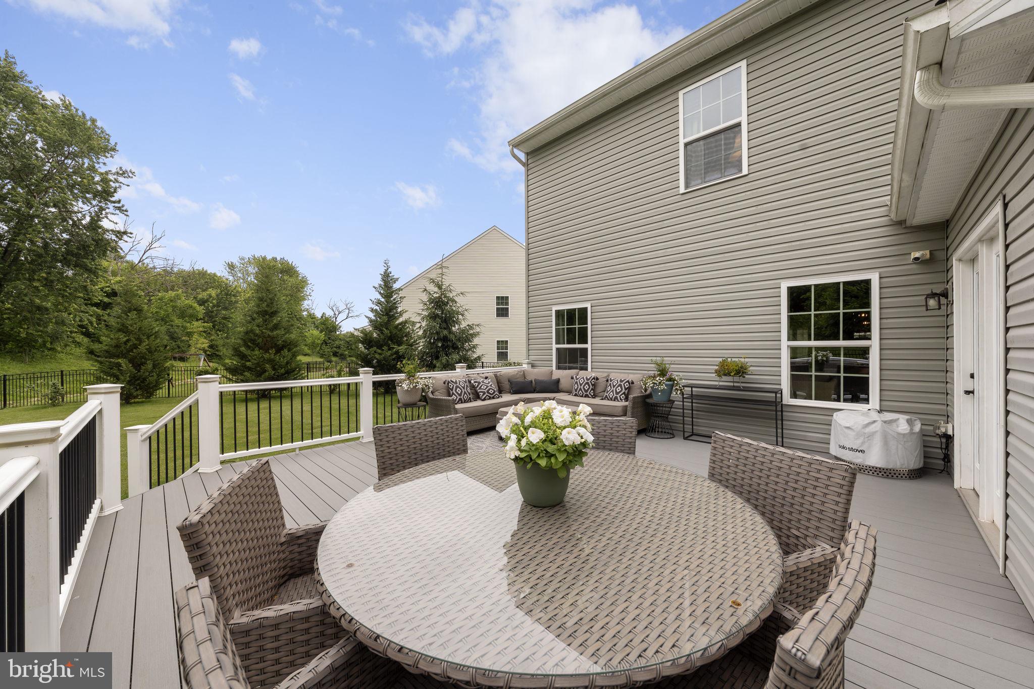HANOVER POINTE - Residential