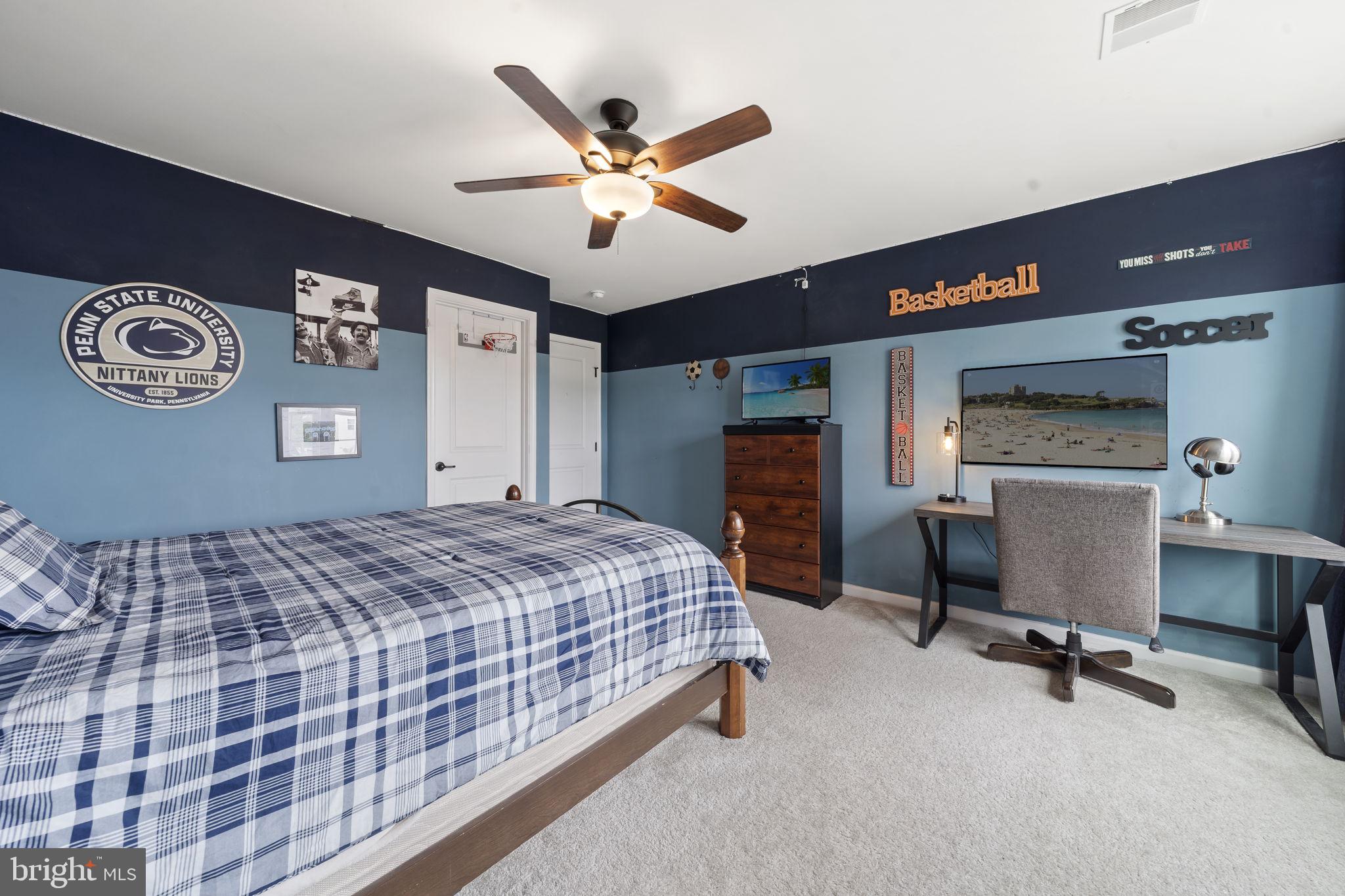 HANOVER POINTE - Residential