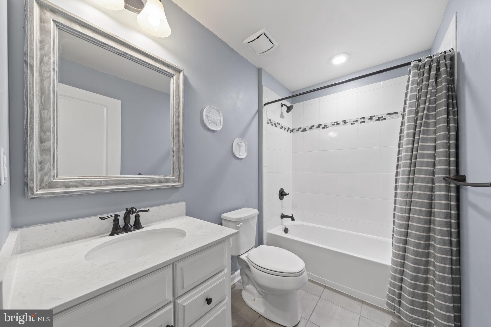 HANOVER POINTE - Residential